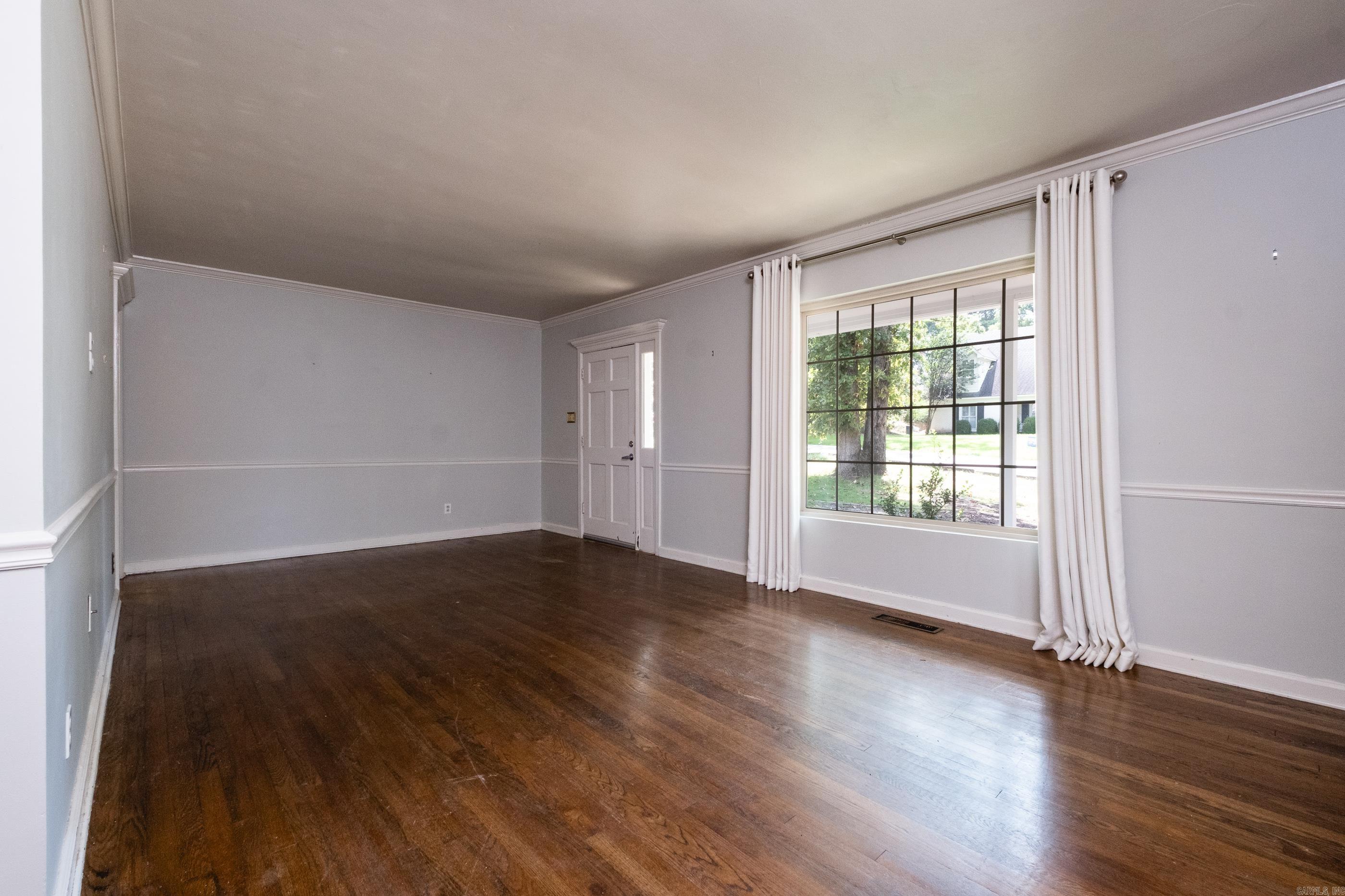 2919 Fillmore Property Photo 11