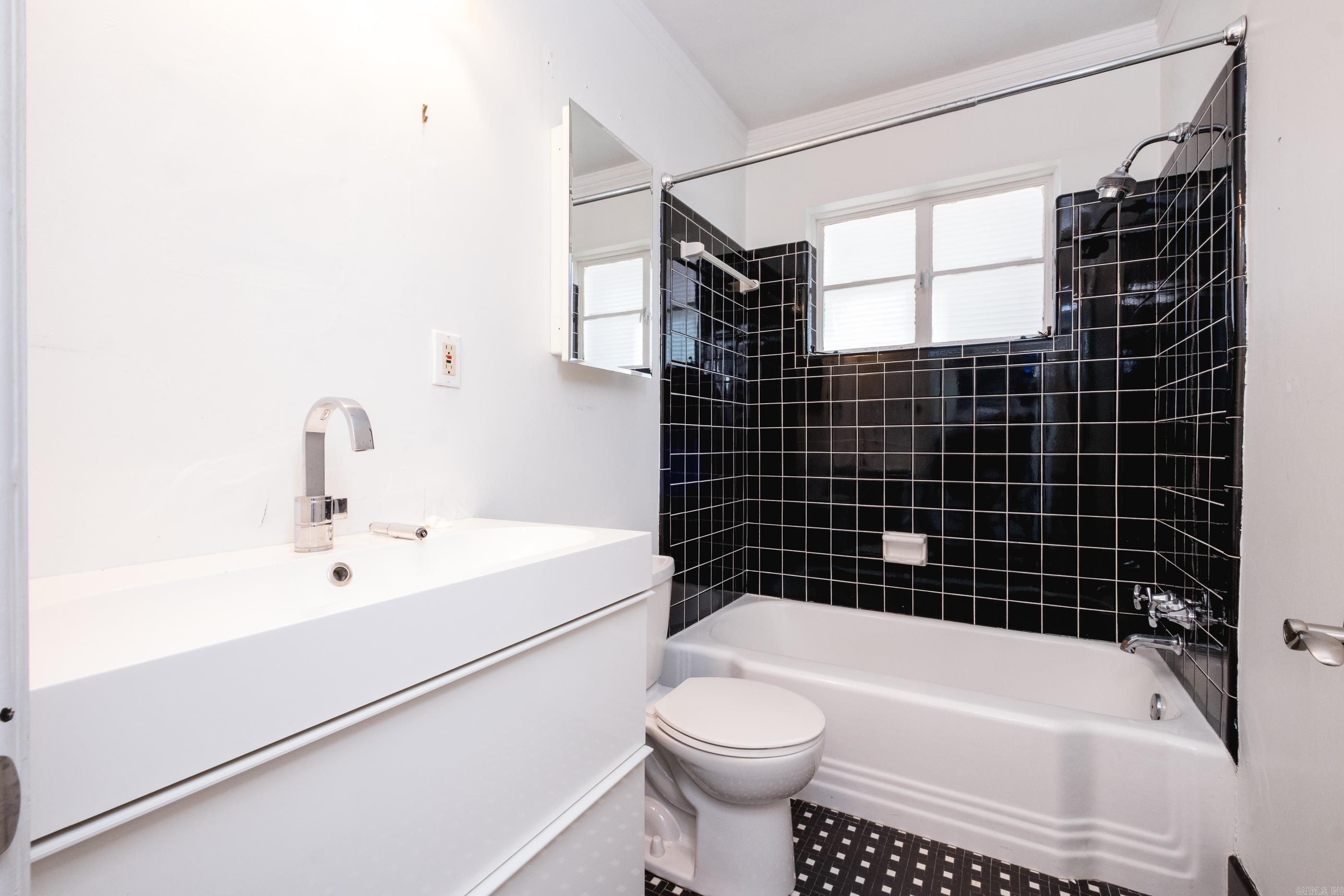 2919 Fillmore Property Photo 30