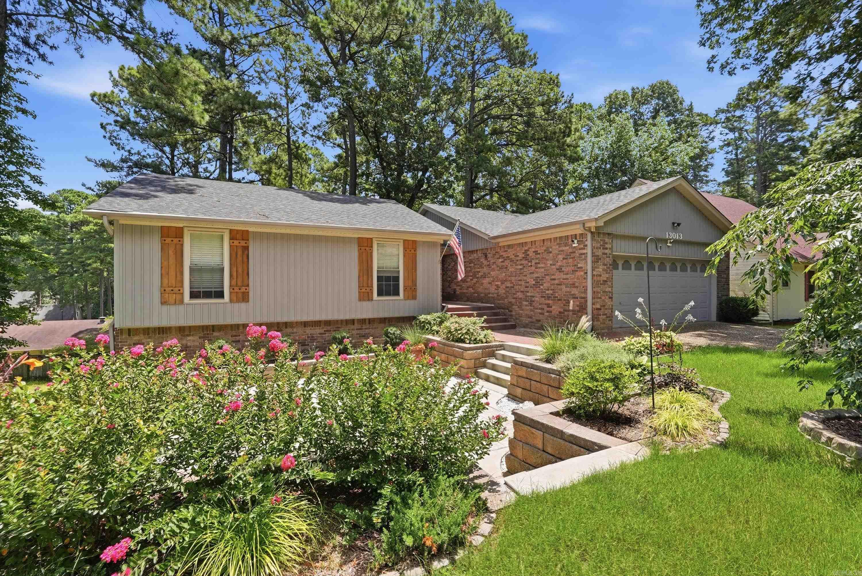 13013 Lemoncrest Lane Property Photo 3