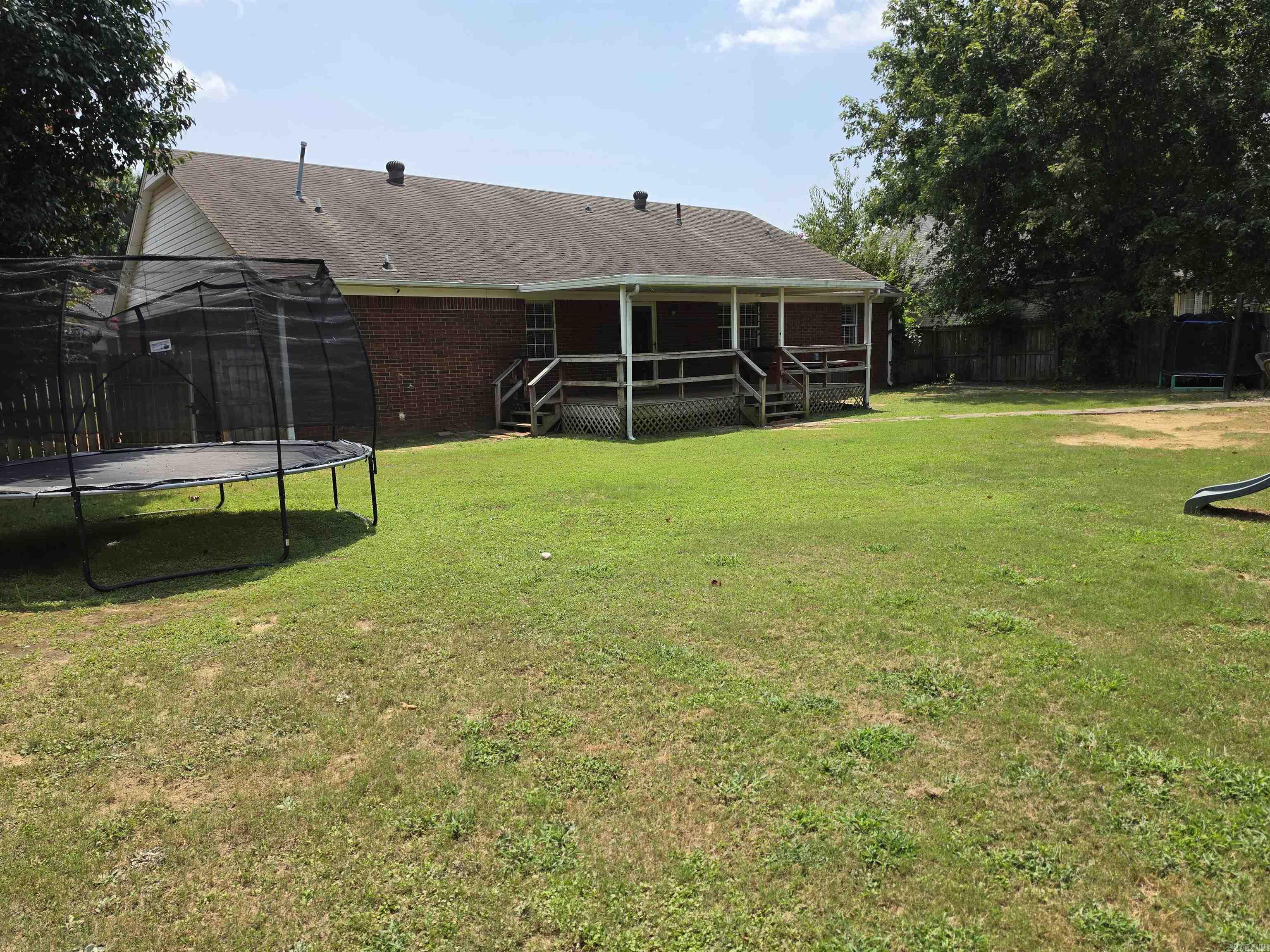 2304 Normandy Lane Property Photo 5
