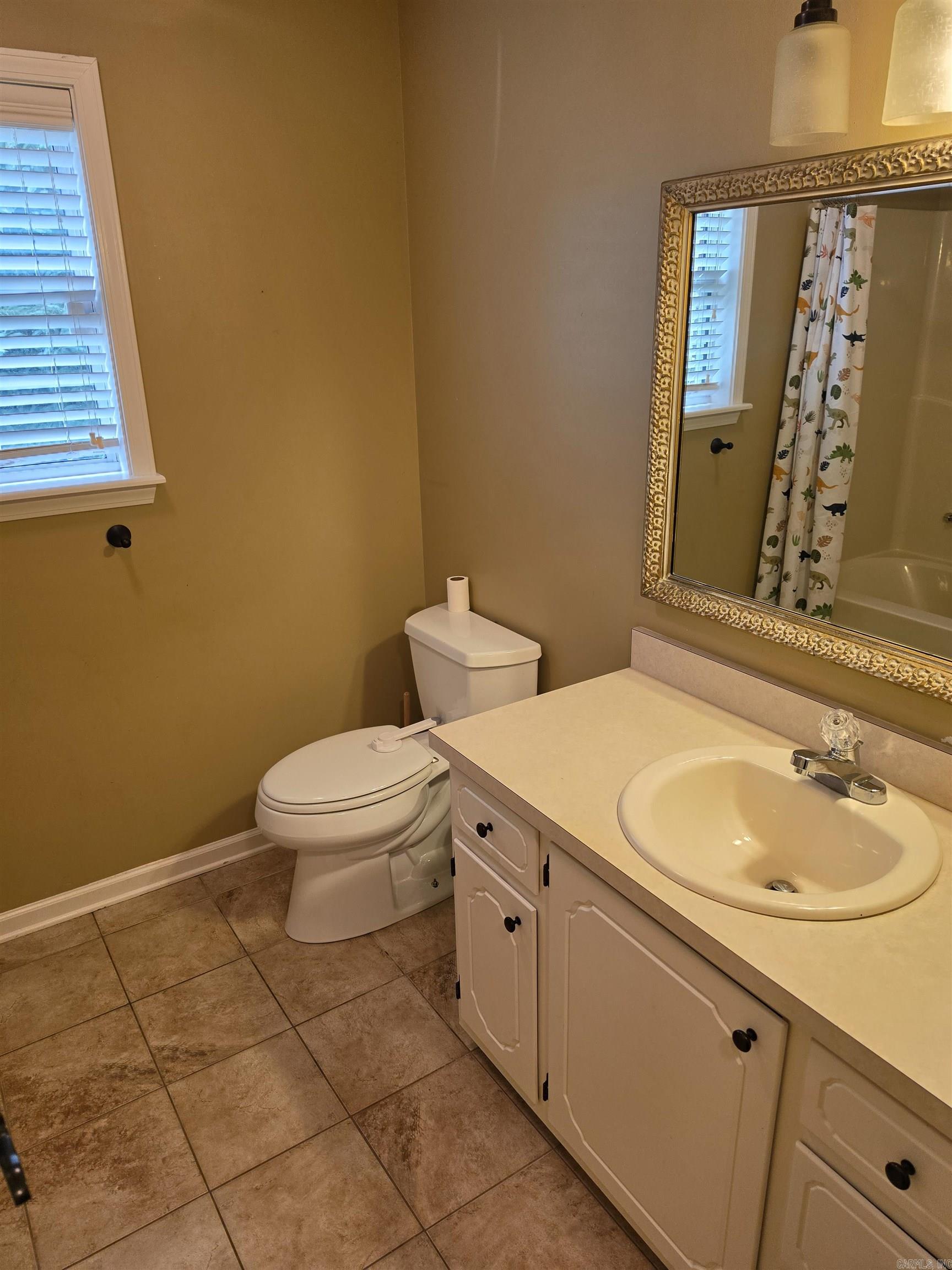 2304 Normandy Lane Property Photo 13