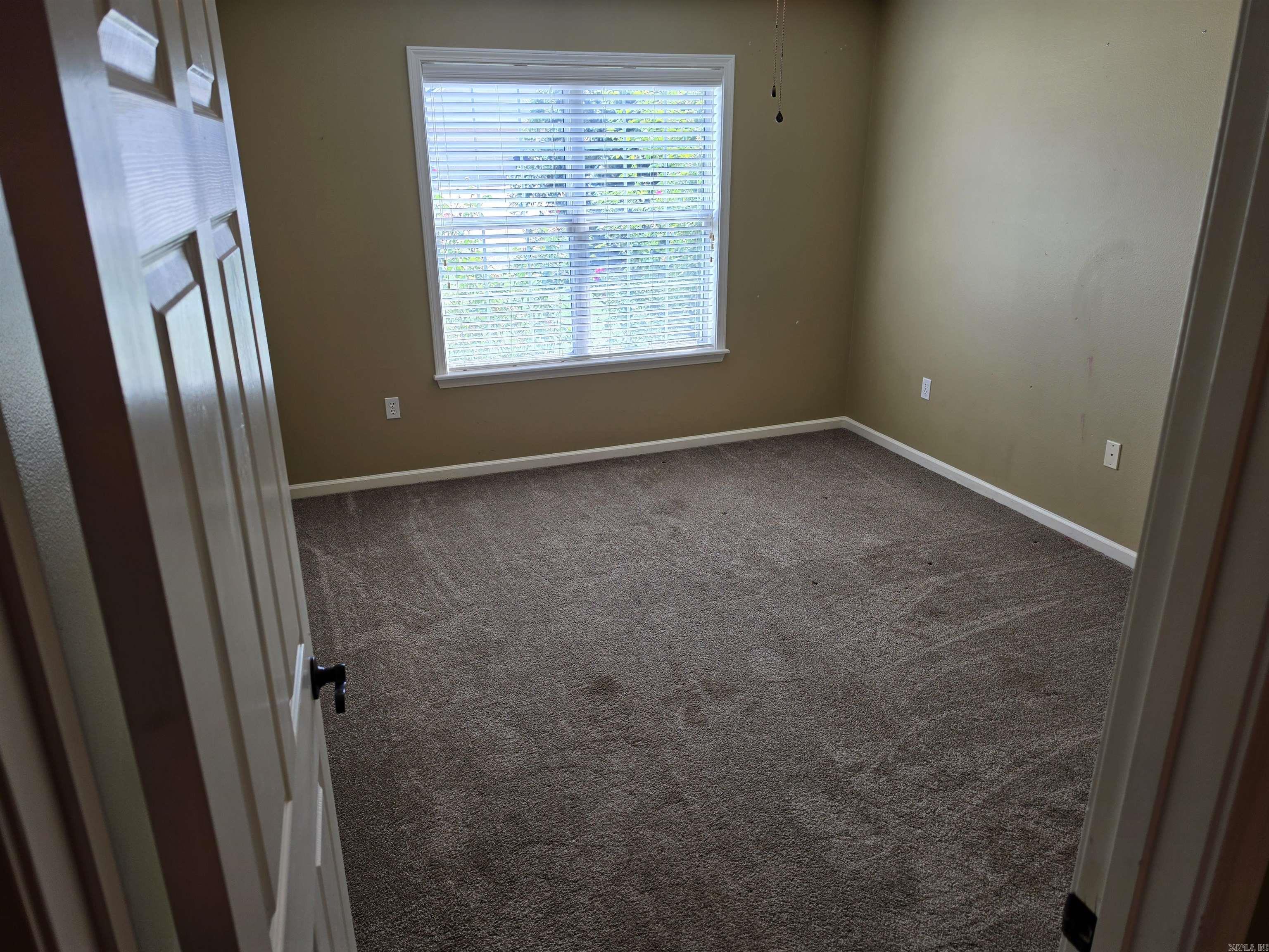 2304 Normandy Lane Property Photo 15
