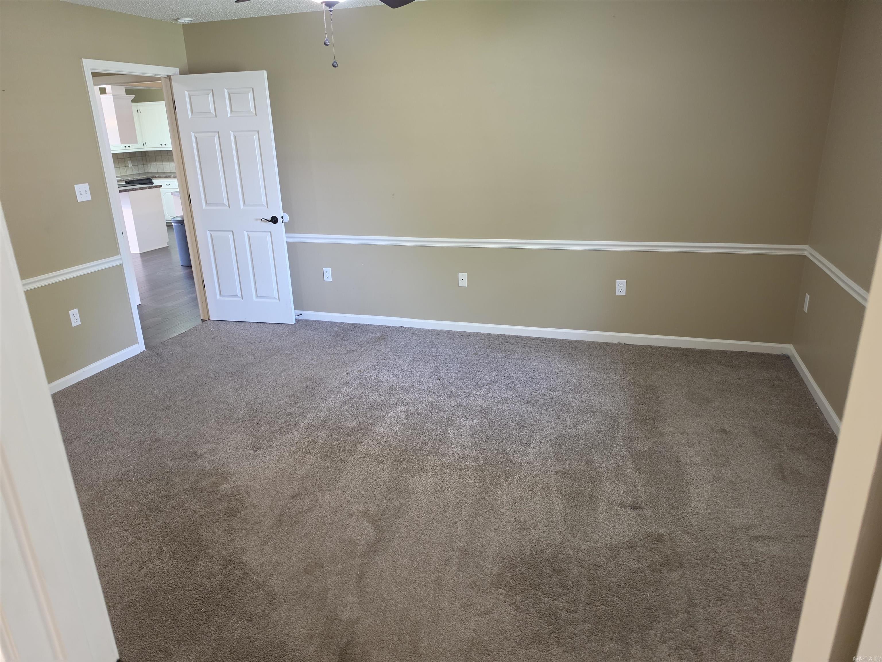2304 Normandy Lane Property Photo 21