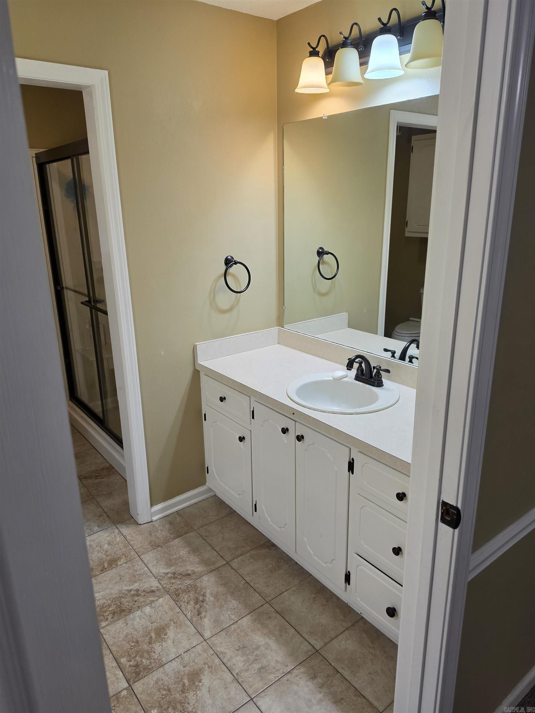2304 Normandy Lane Property Photo 22
