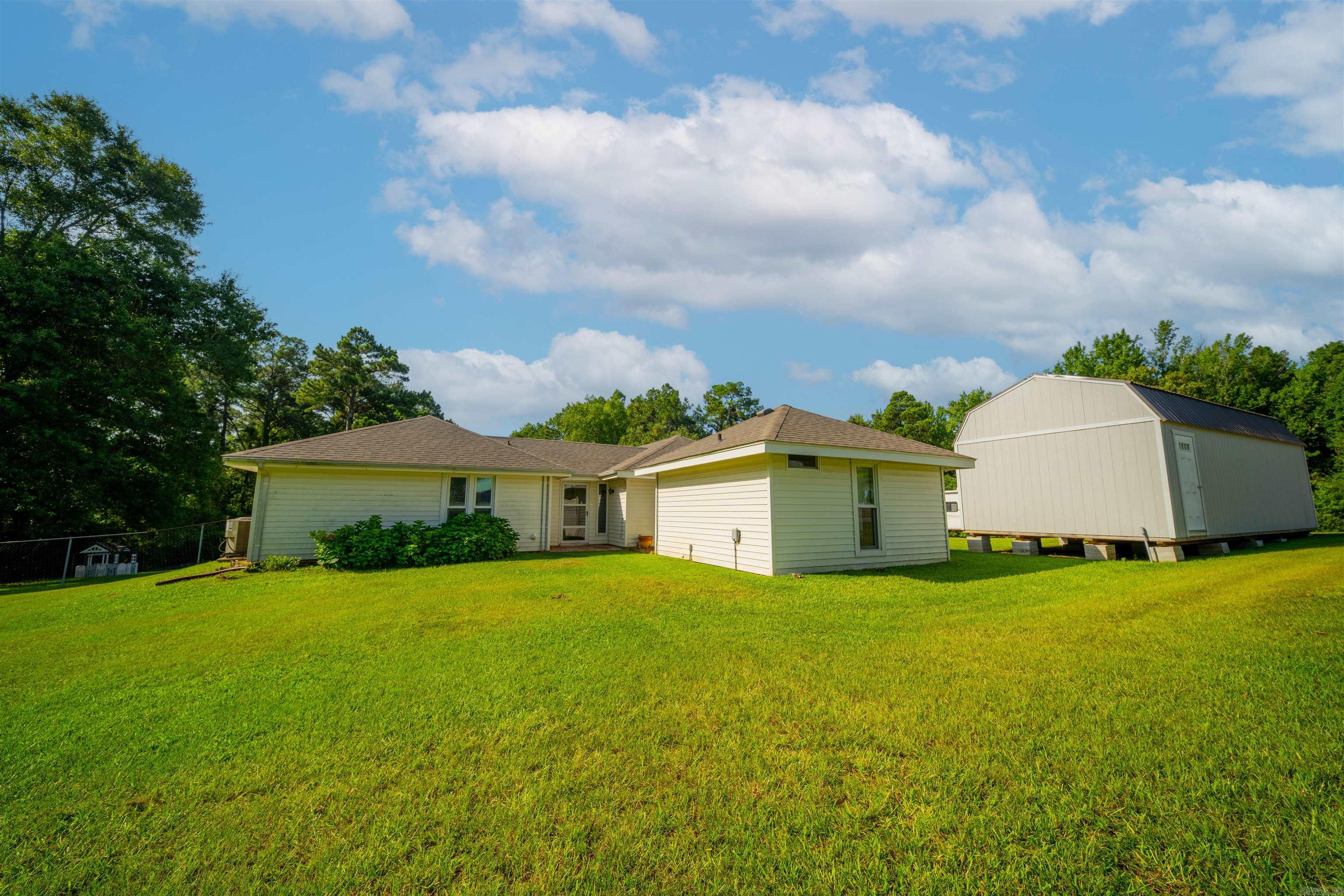139 Windy Hills Lane Property Photo 3