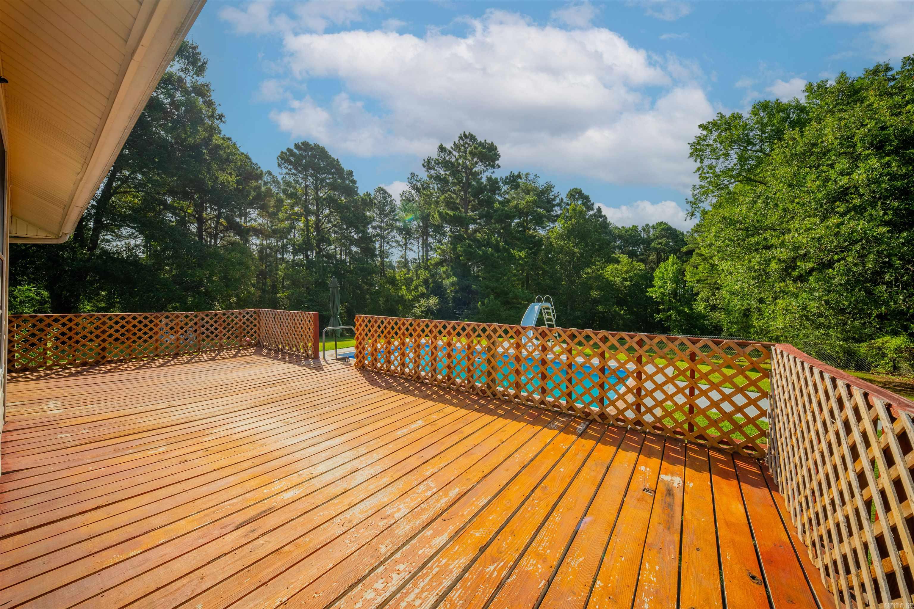 139 Windy Hills Lane Property Photo 4