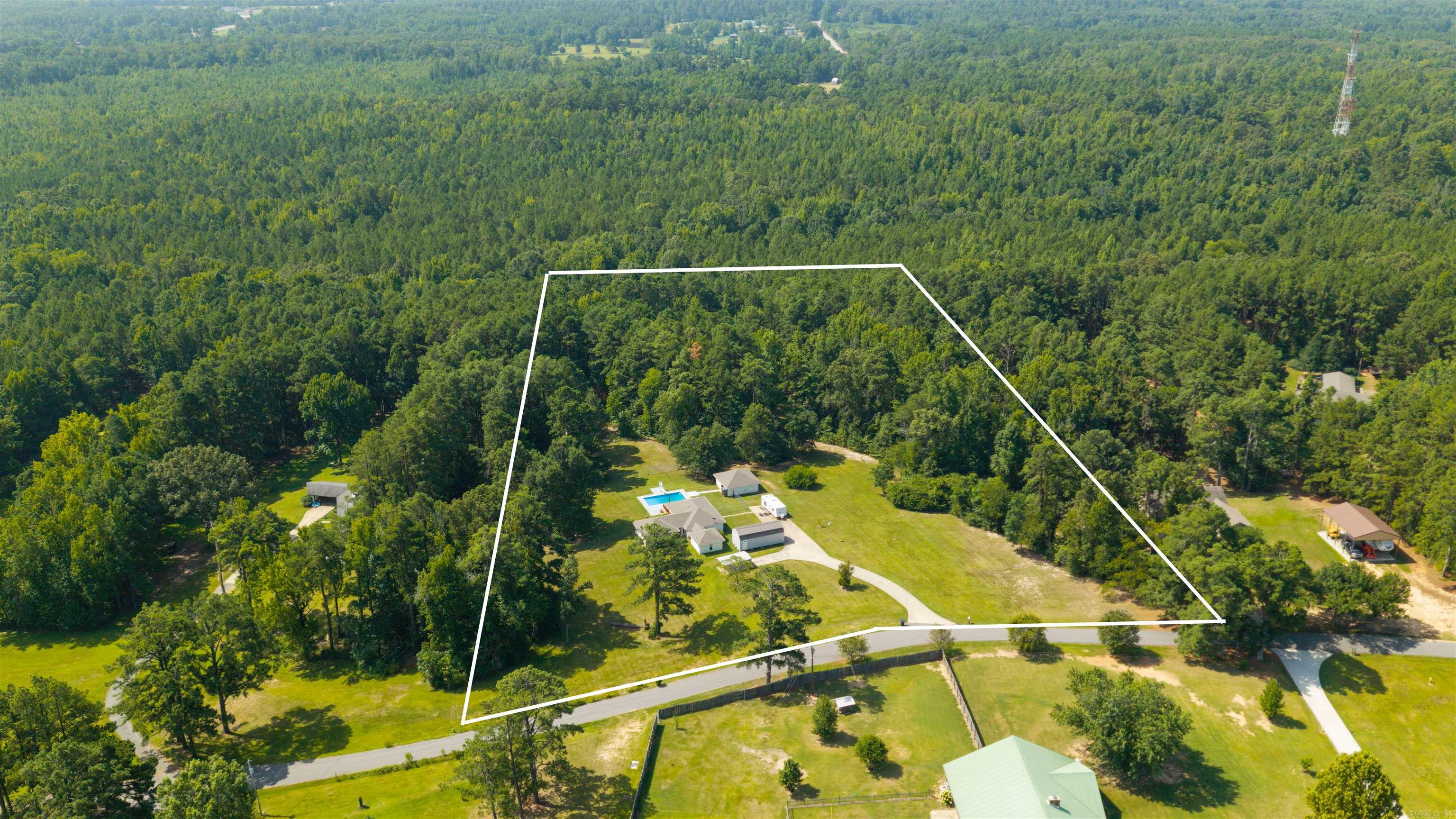 139 Windy Hills Lane Property Photo 7