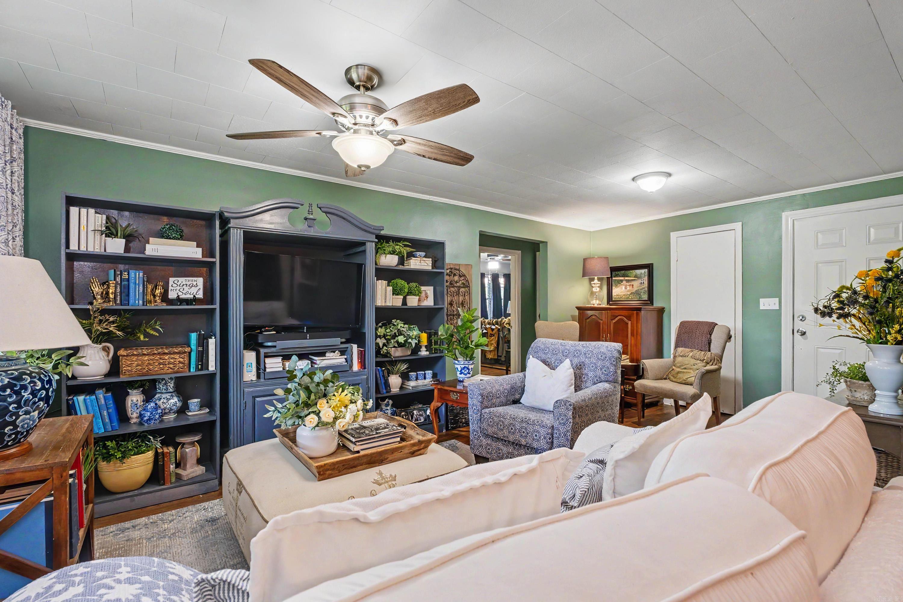 1504 Skyline Drive Property Photo 7
