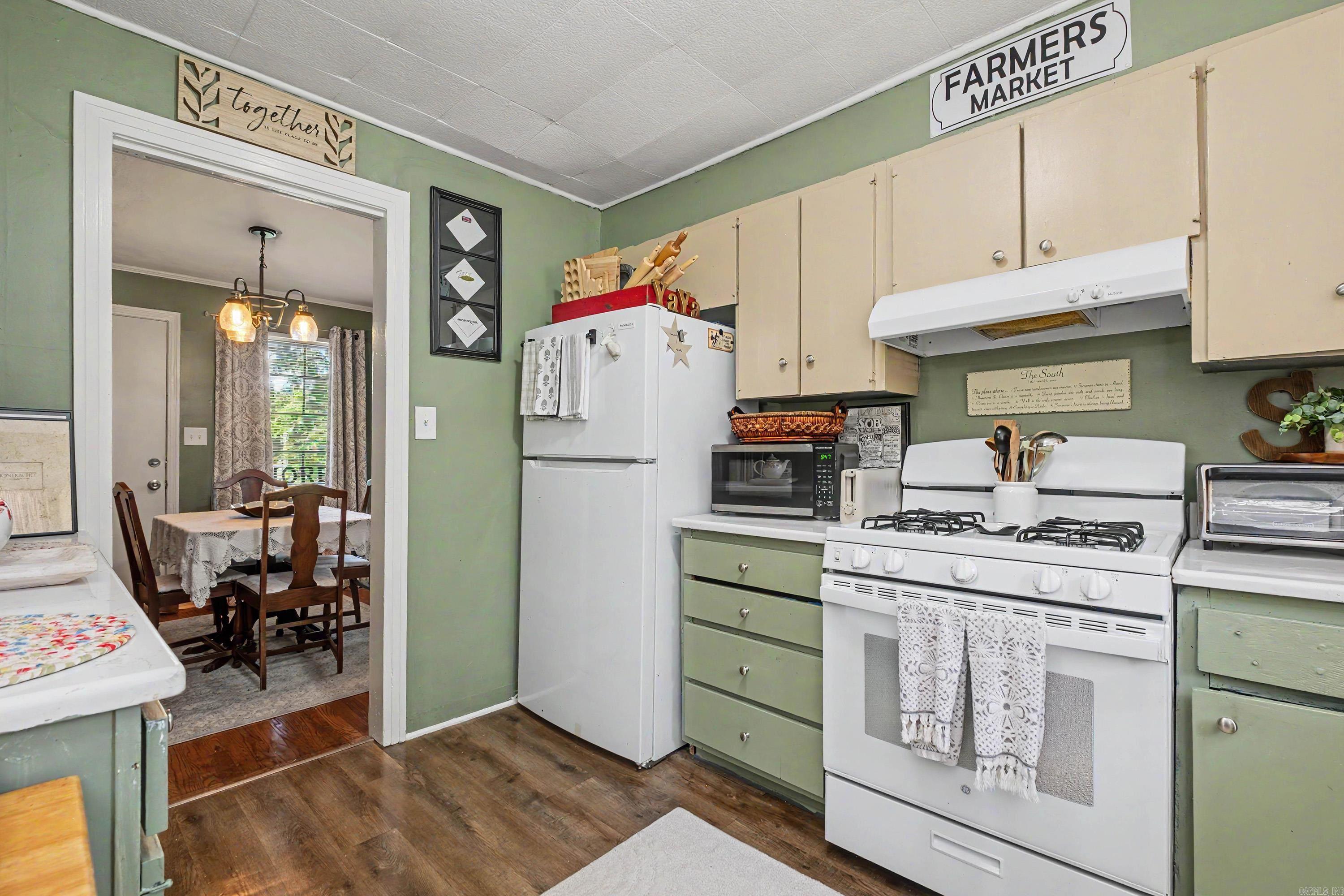1504 Skyline Drive Property Photo 10