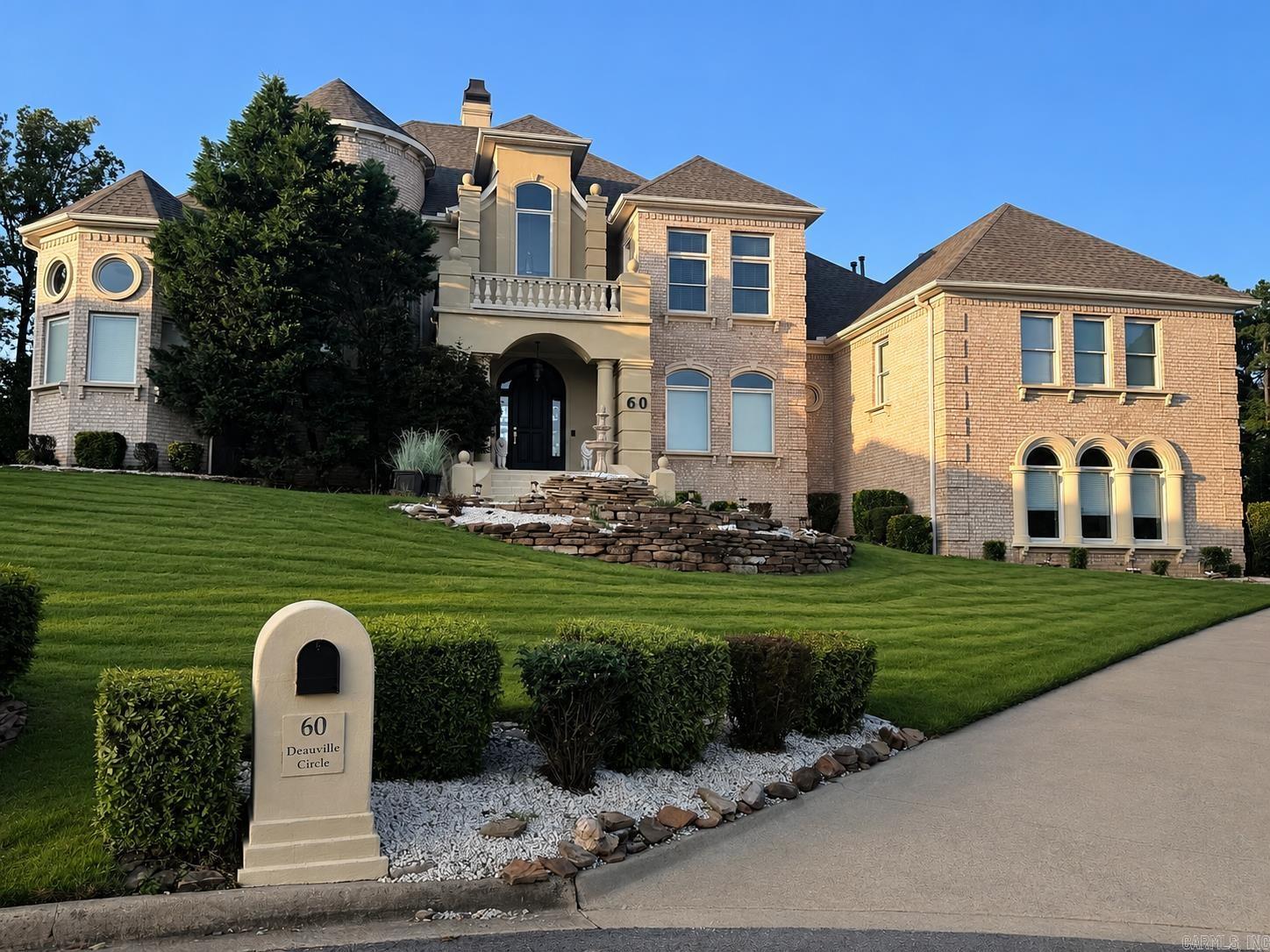 60 Deauville Circle Property Photo 1