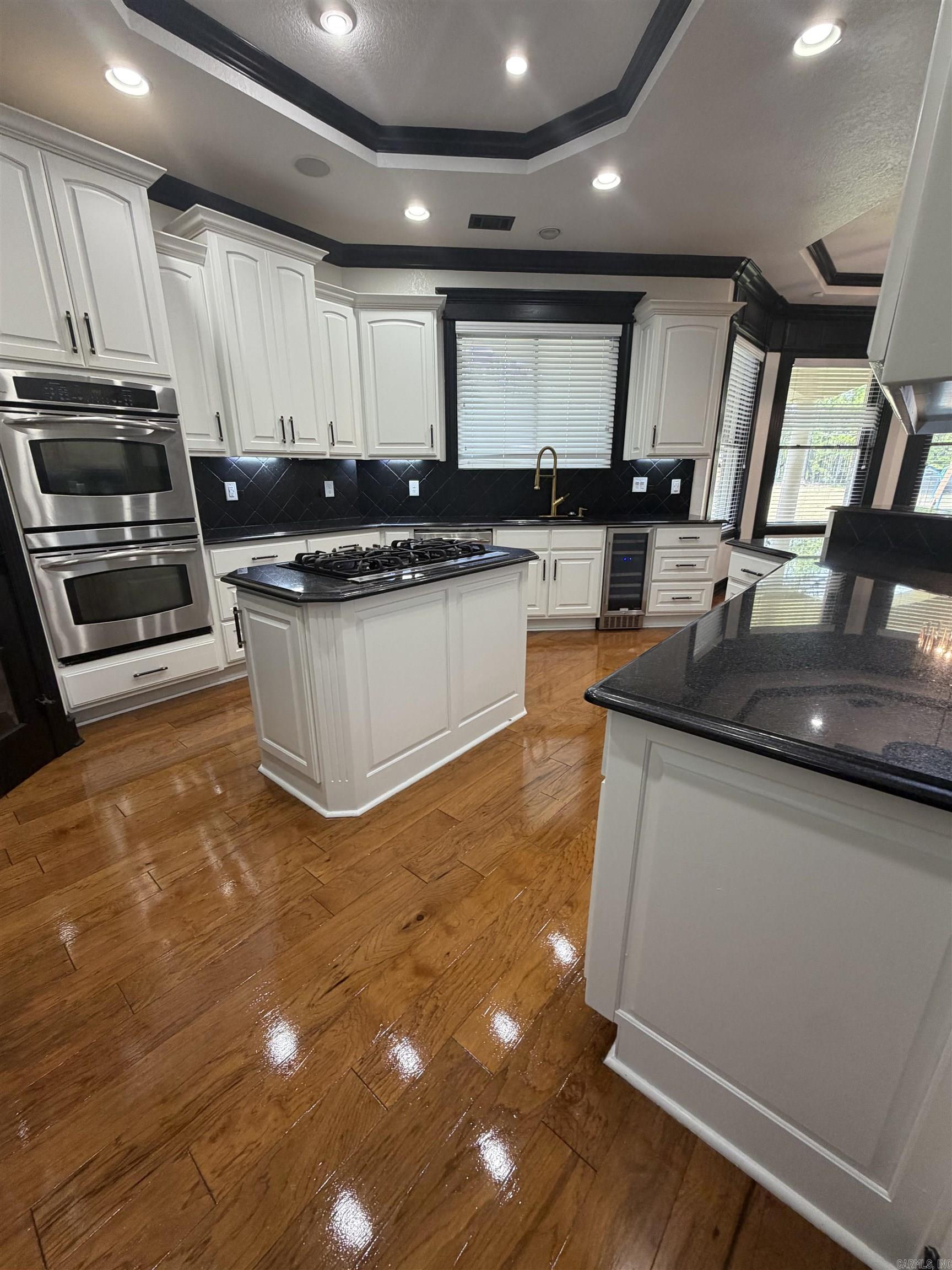60 Deauville Circle Property Photo 4