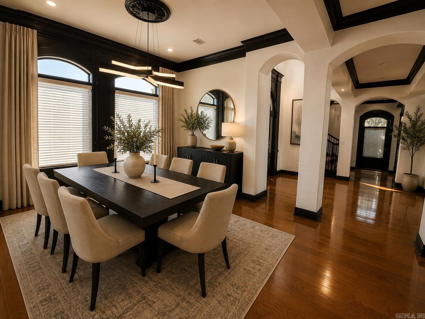 60 Deauville Circle Property Photo 5