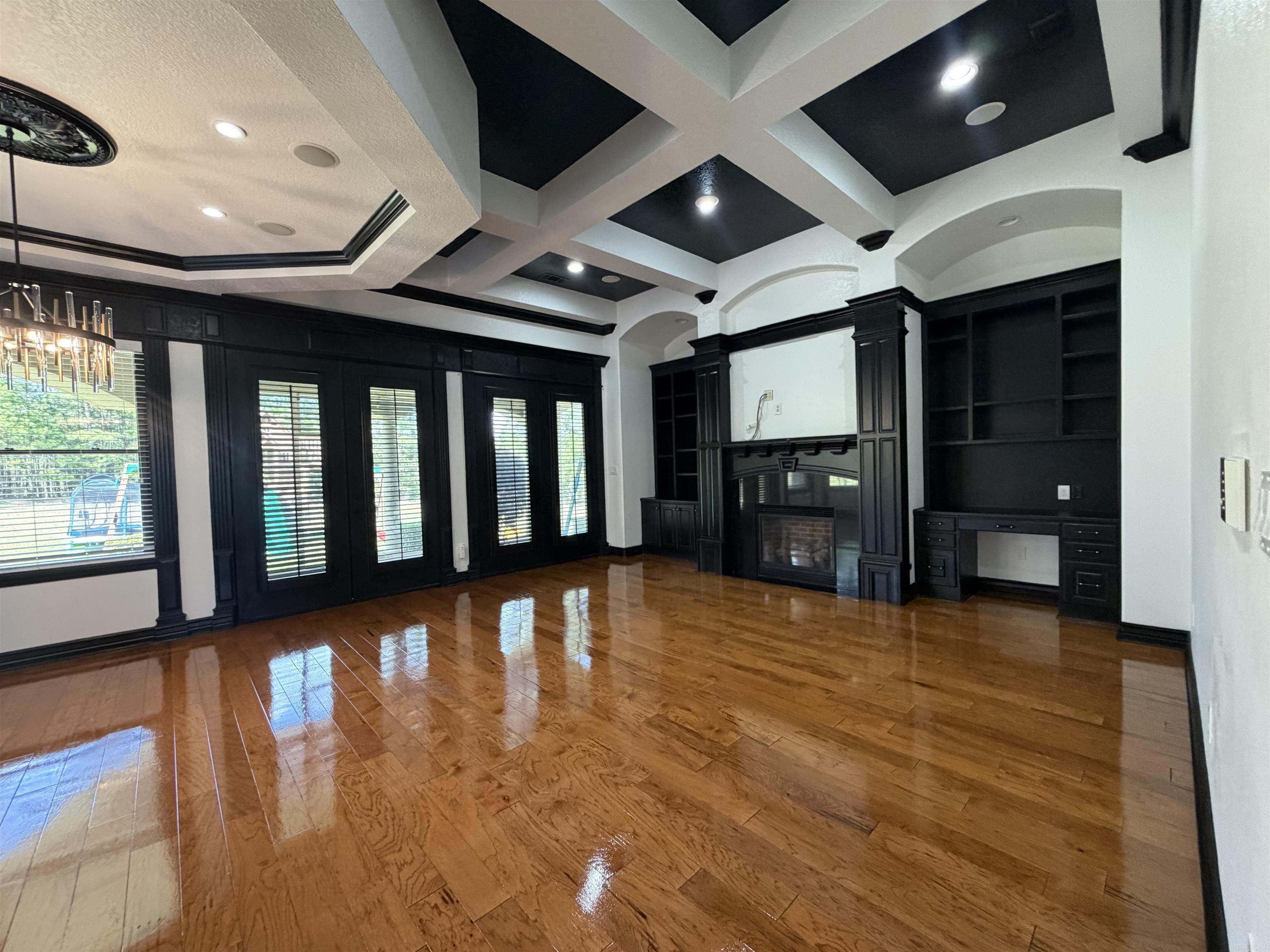 60 Deauville Circle Property Photo 12