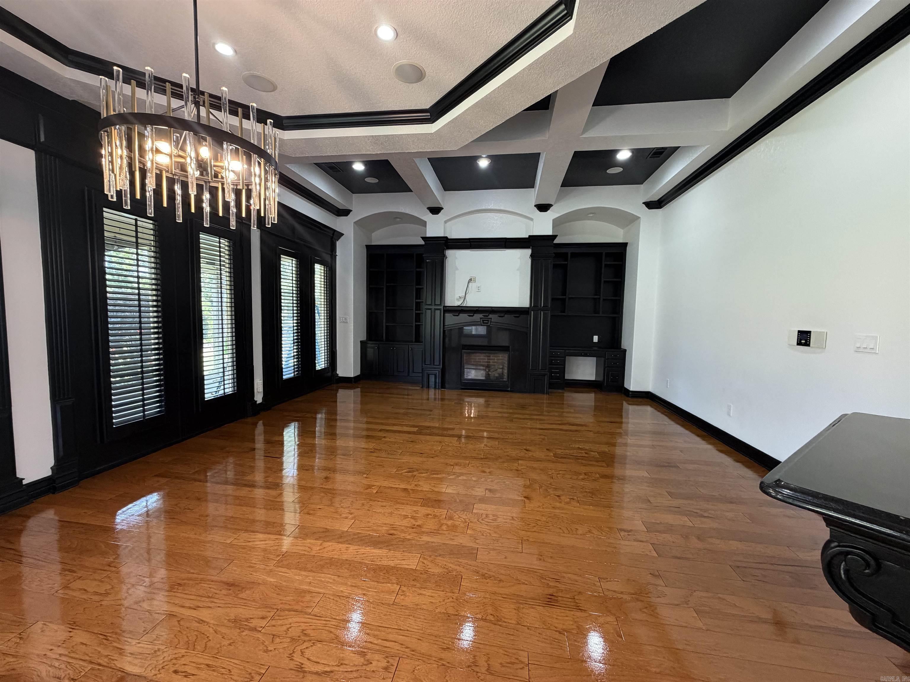60 Deauville Circle Property Photo 13