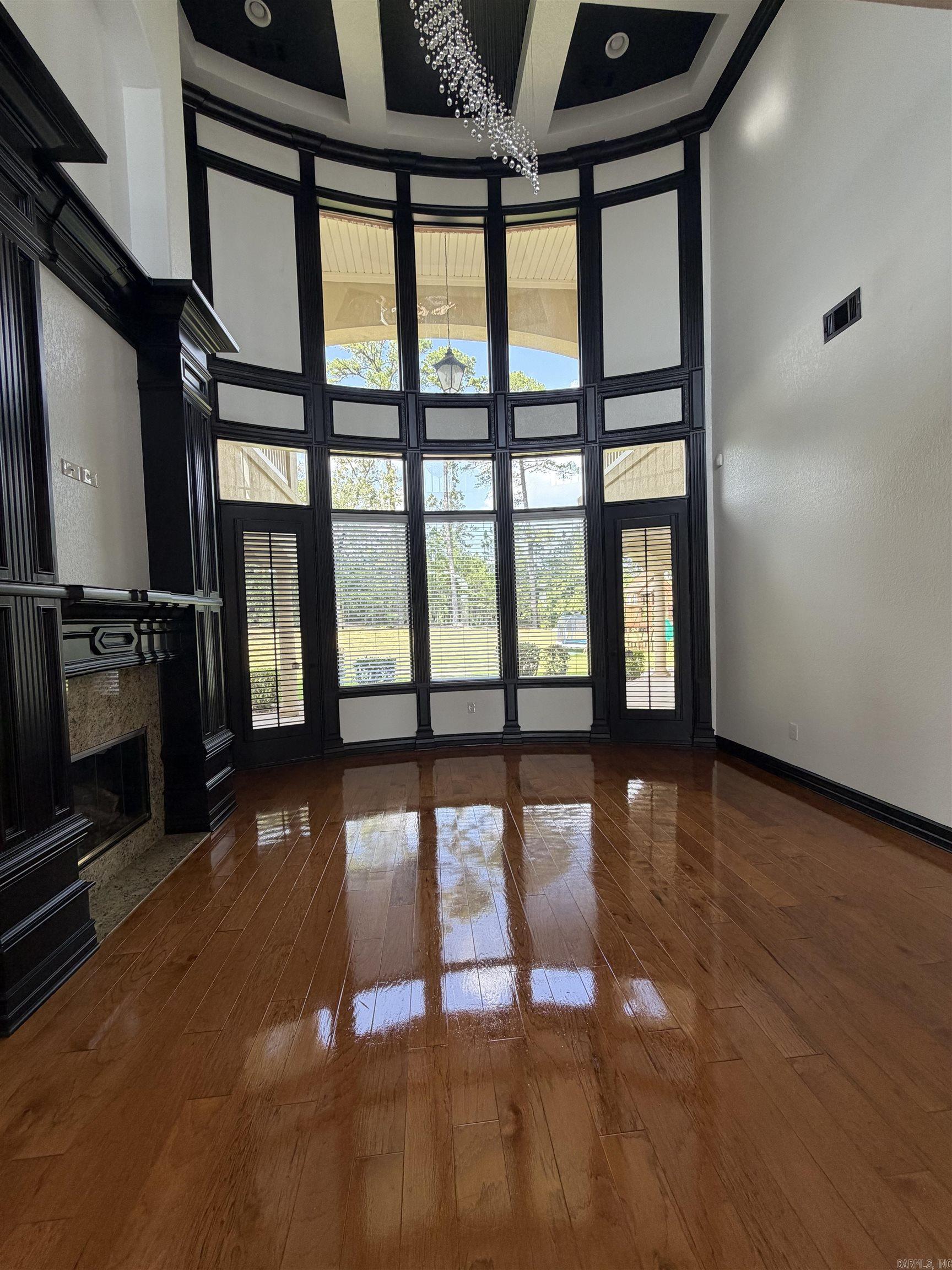 60 Deauville Circle Property Photo 18