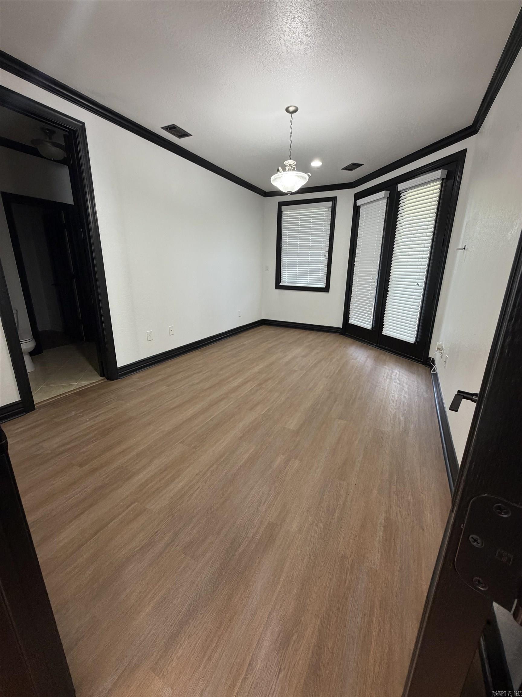 60 Deauville Circle Property Photo 27