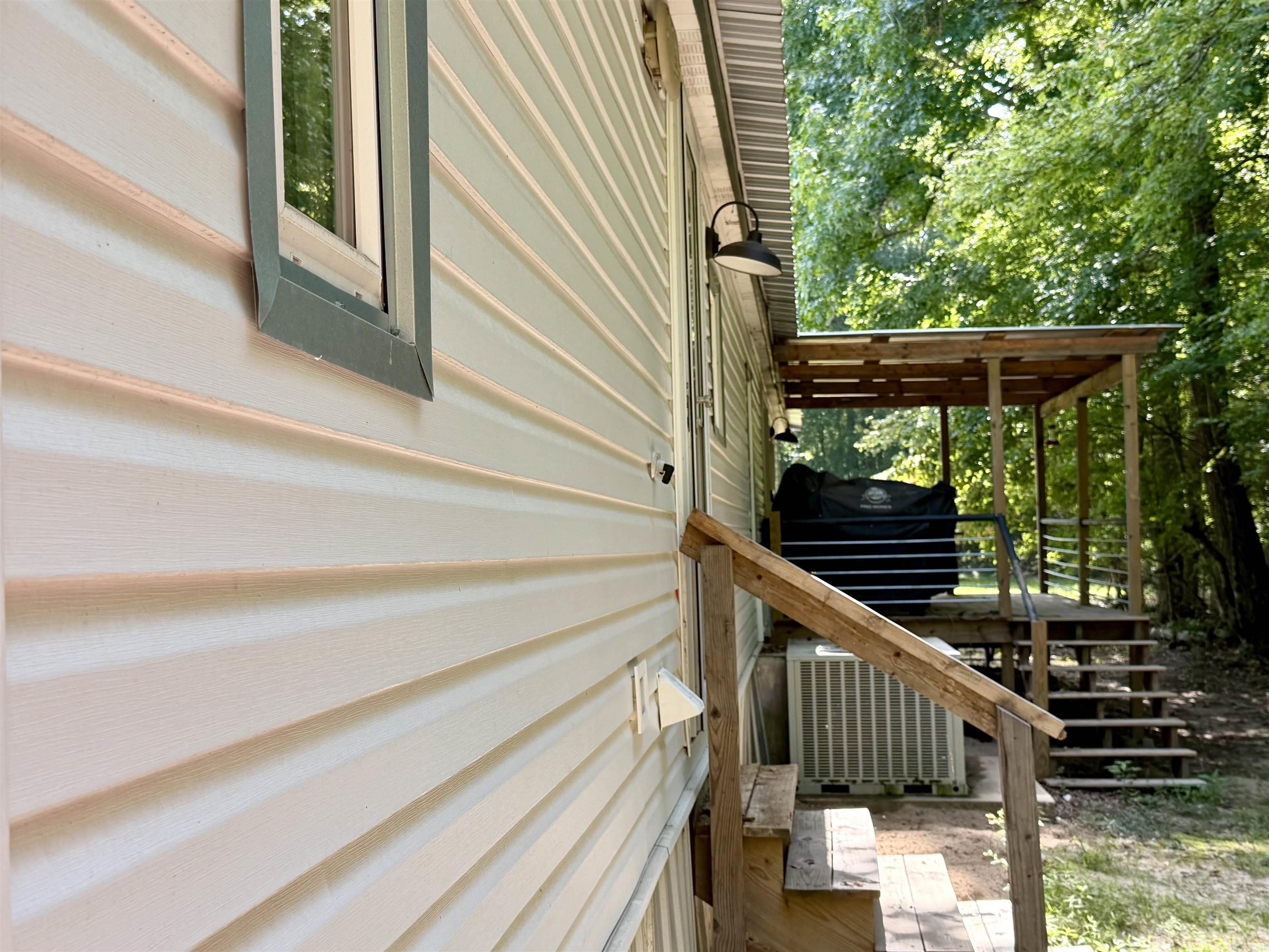 2358 Thunderbird Loop Property Photo 32