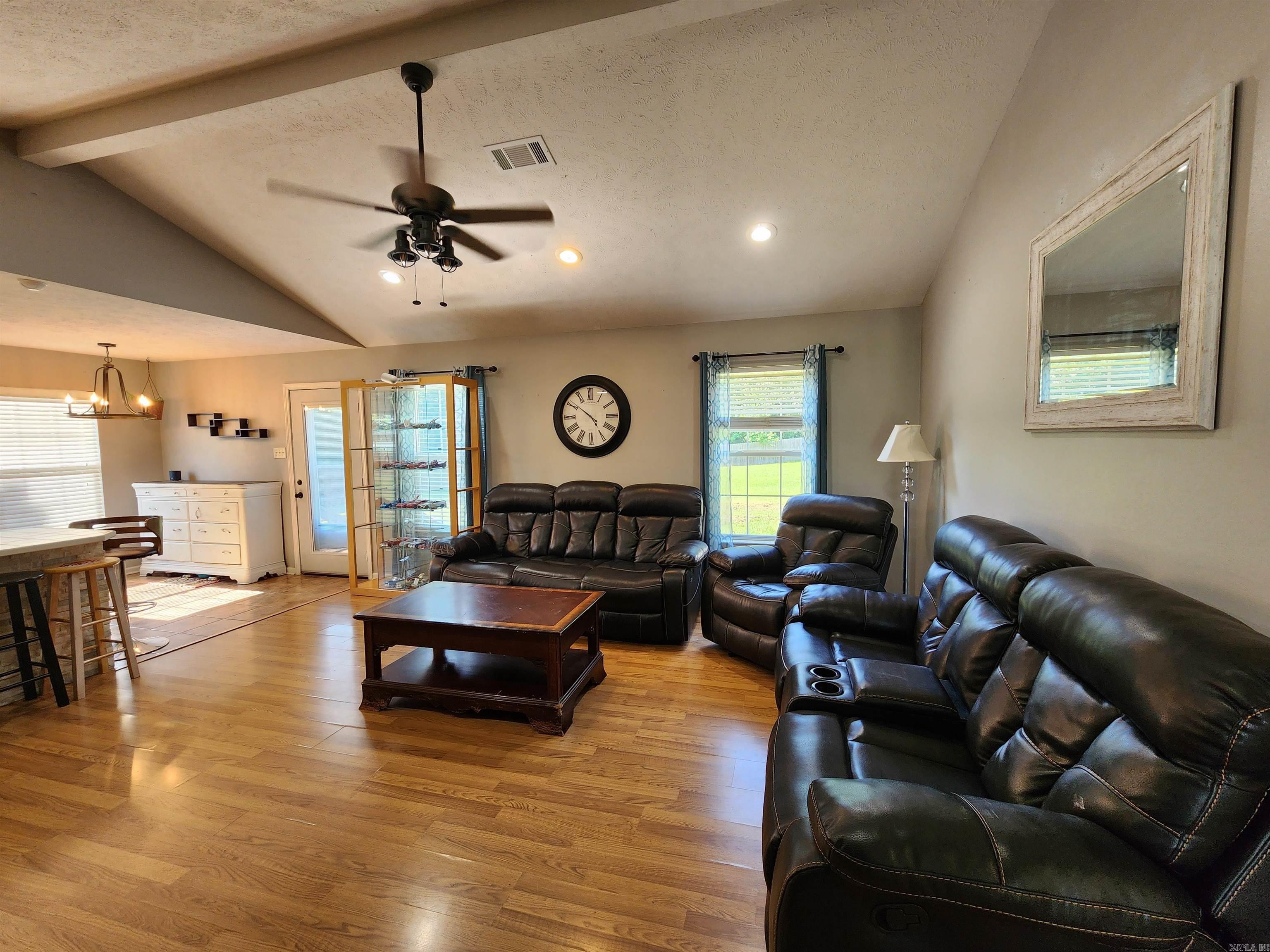 86 Jb Drive Property Photo 7