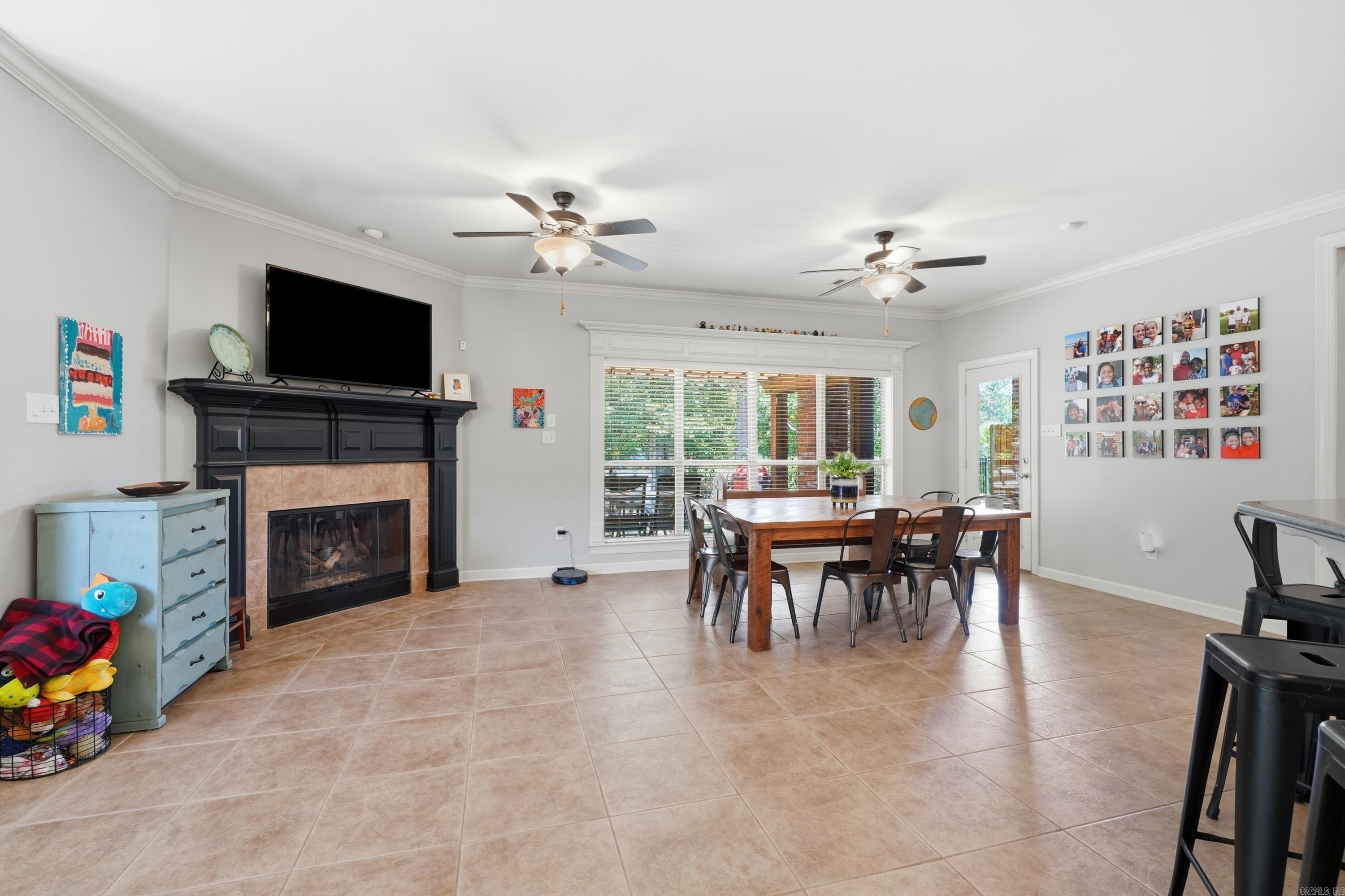 135 Marseille Drive Property Photo 12
