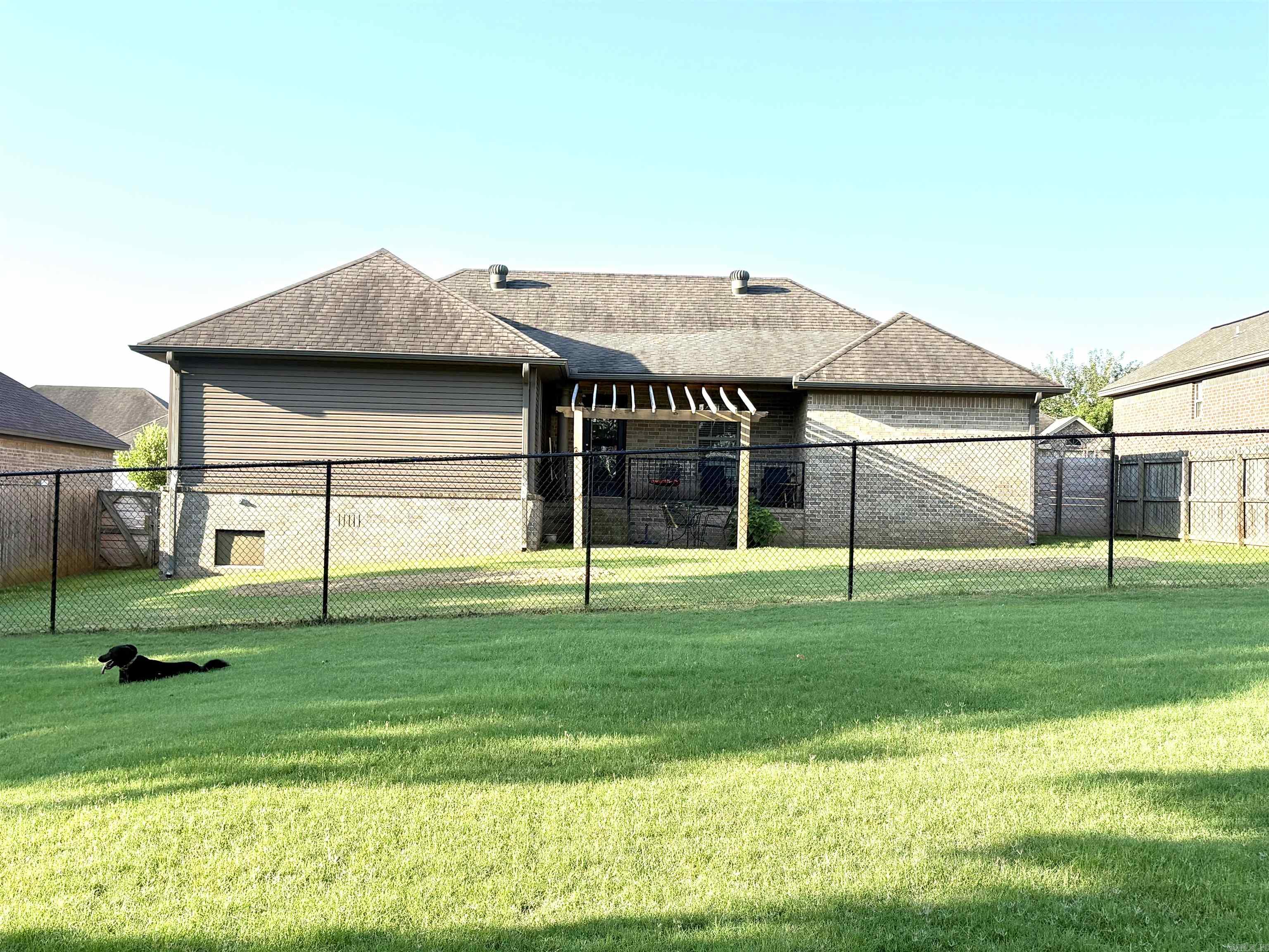 612 Sanibel Street Property Photo 2