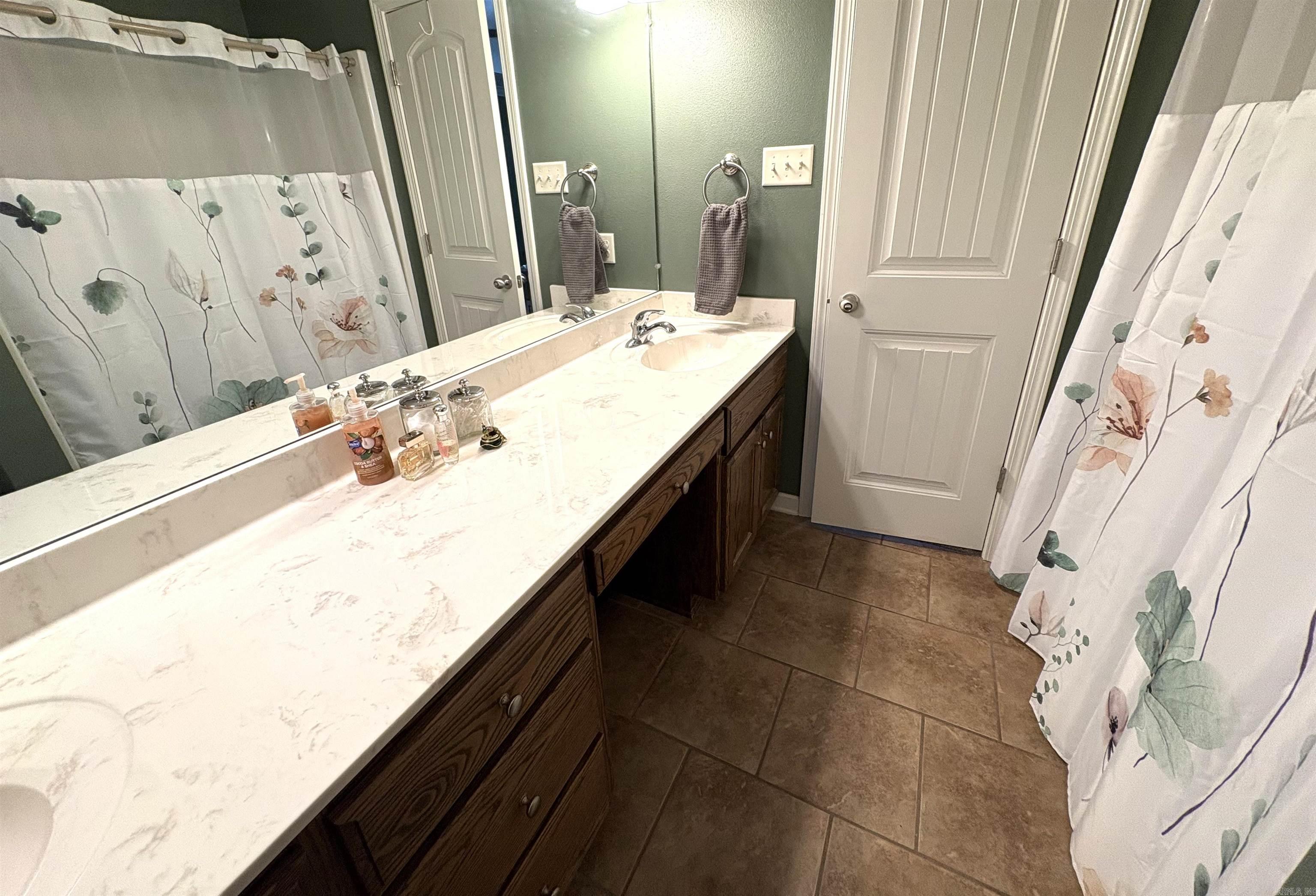 612 Sanibel Street Property Photo 19