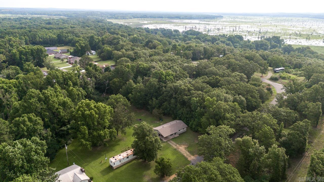 6 Simmons Lane Property Photo 4