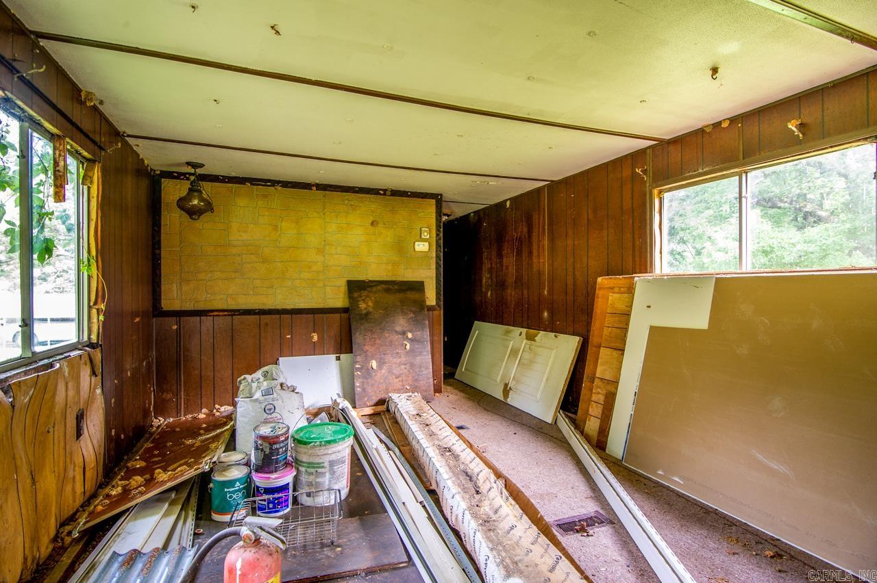 6 Simmons Lane Property Photo 12