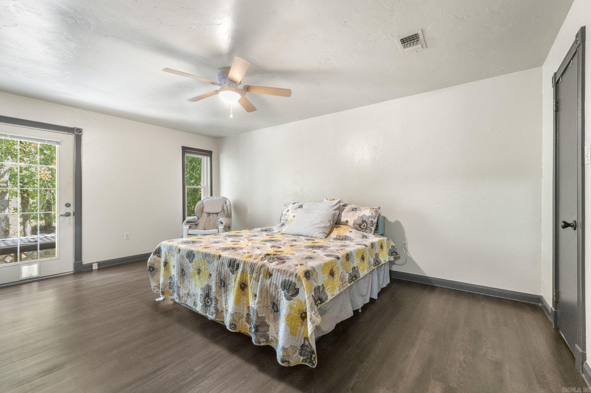 16 Forest Glades Circle Property Photo 15