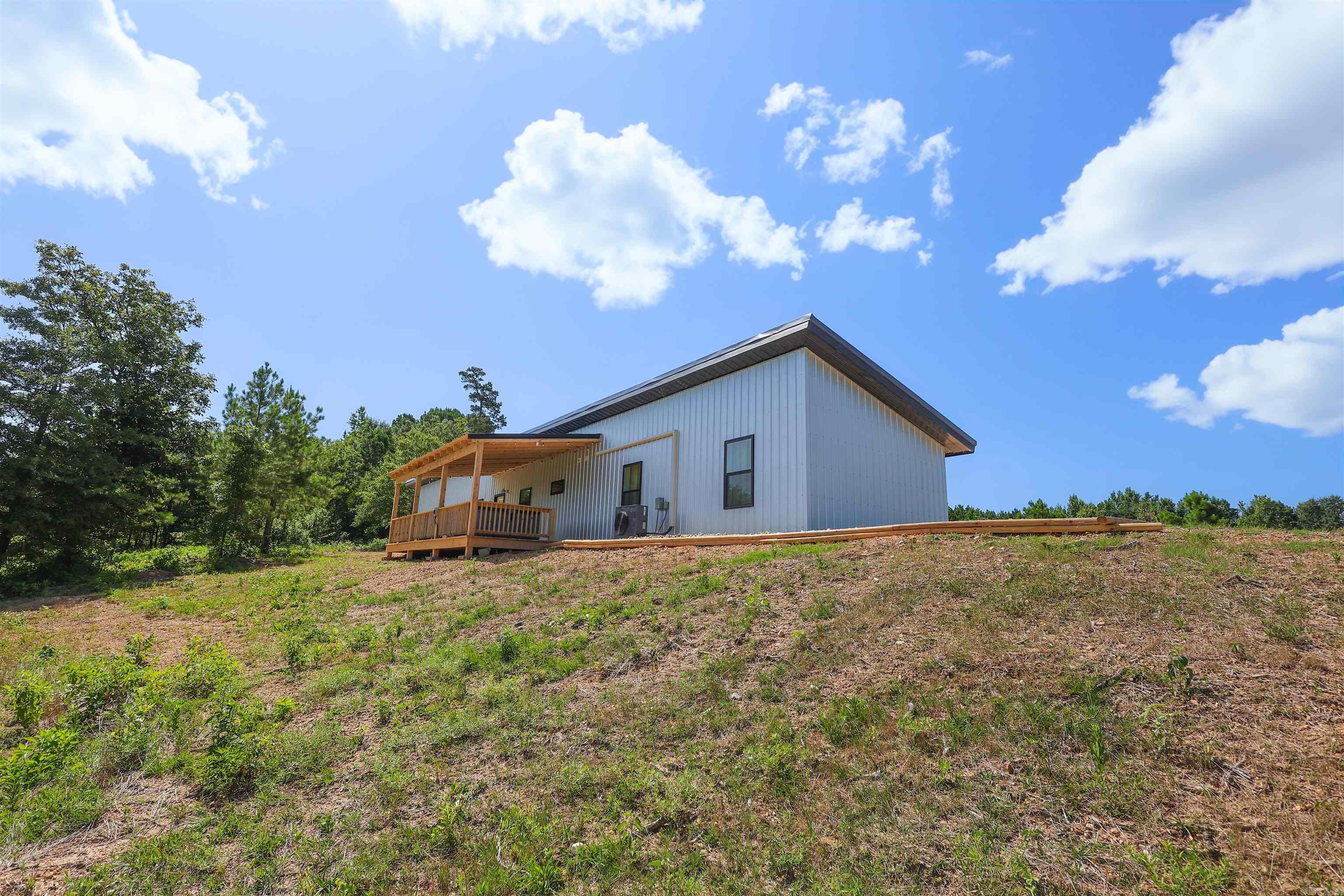 18 Remi Road Property Photo 13