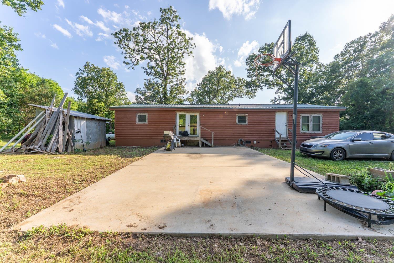 221 Woodridge Lane Property Photo 32