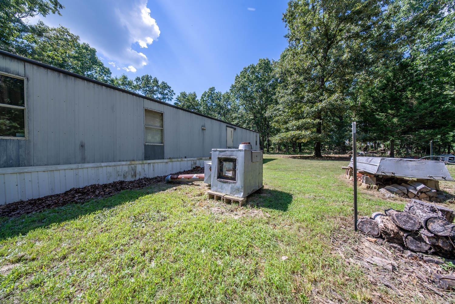 310 County Road 343 Property Photo 9
