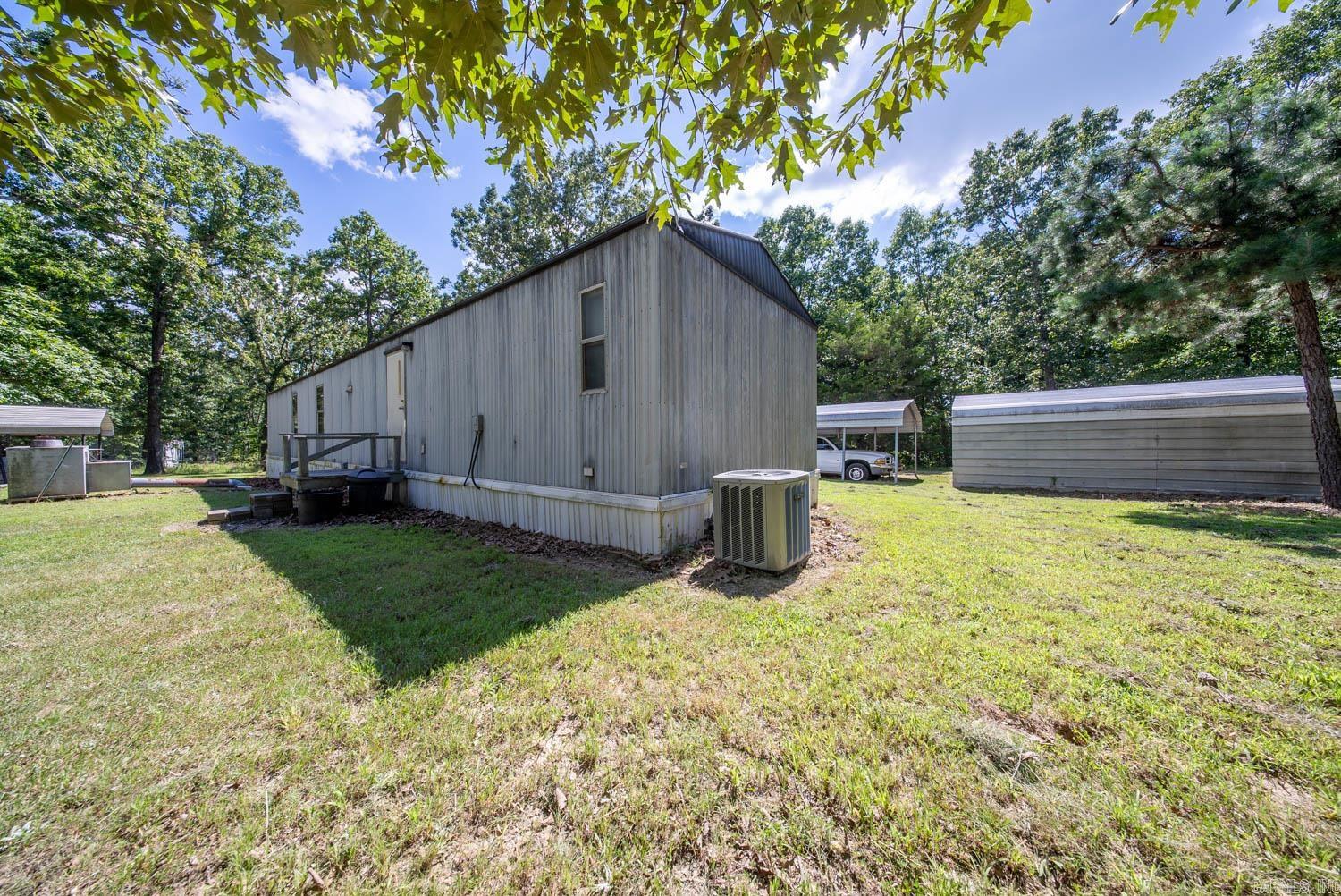 310 County Road 343 Property Photo 10