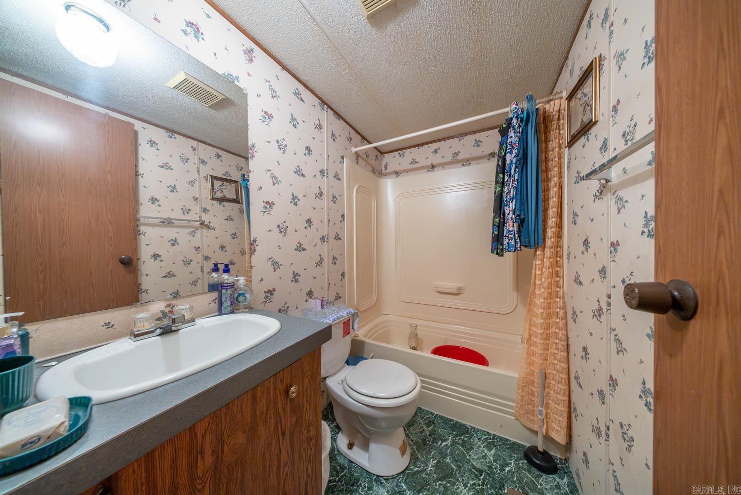 310 County Road 343 Property Photo 14