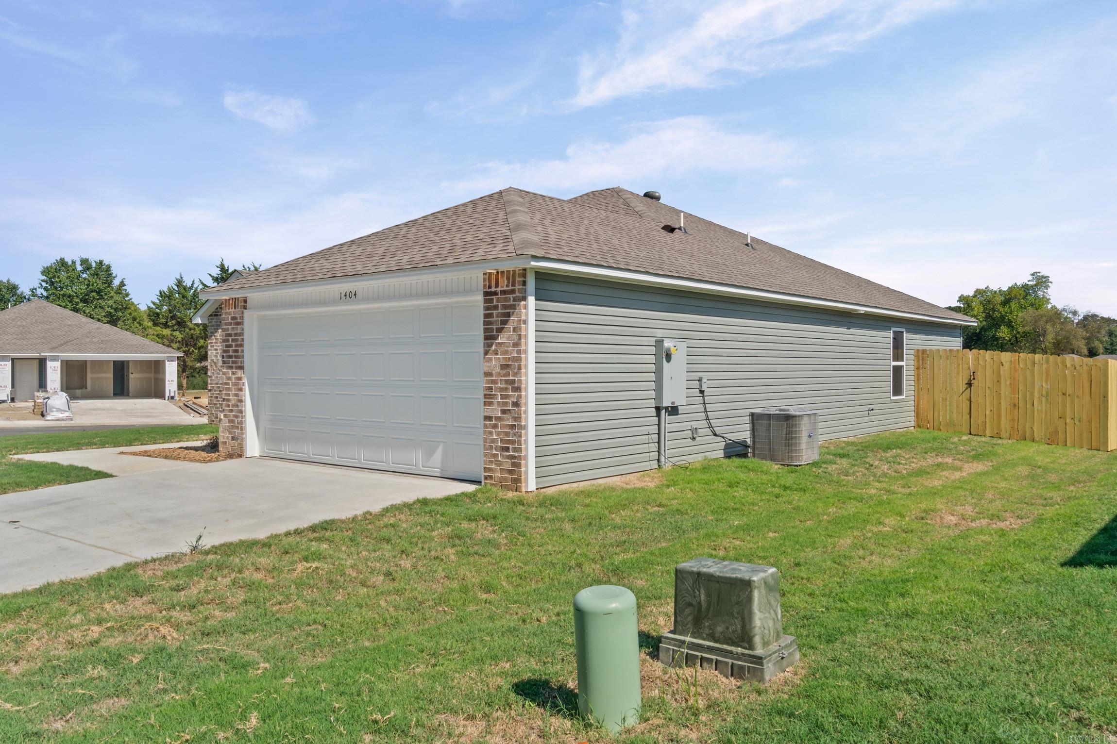 1404 Manor Oaks Boulevard Property Photo 4
