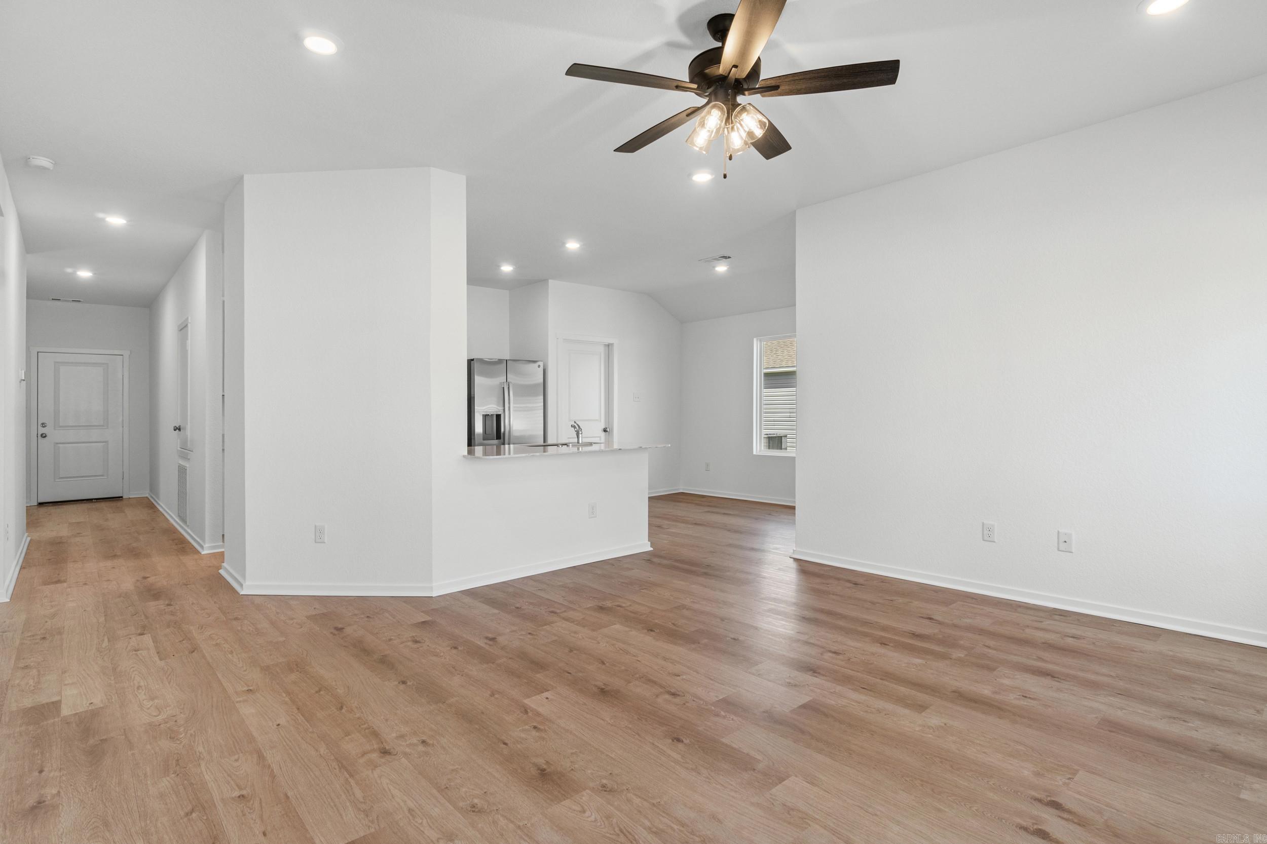 1406 Manor Oaks Boulevard Property Photo 6