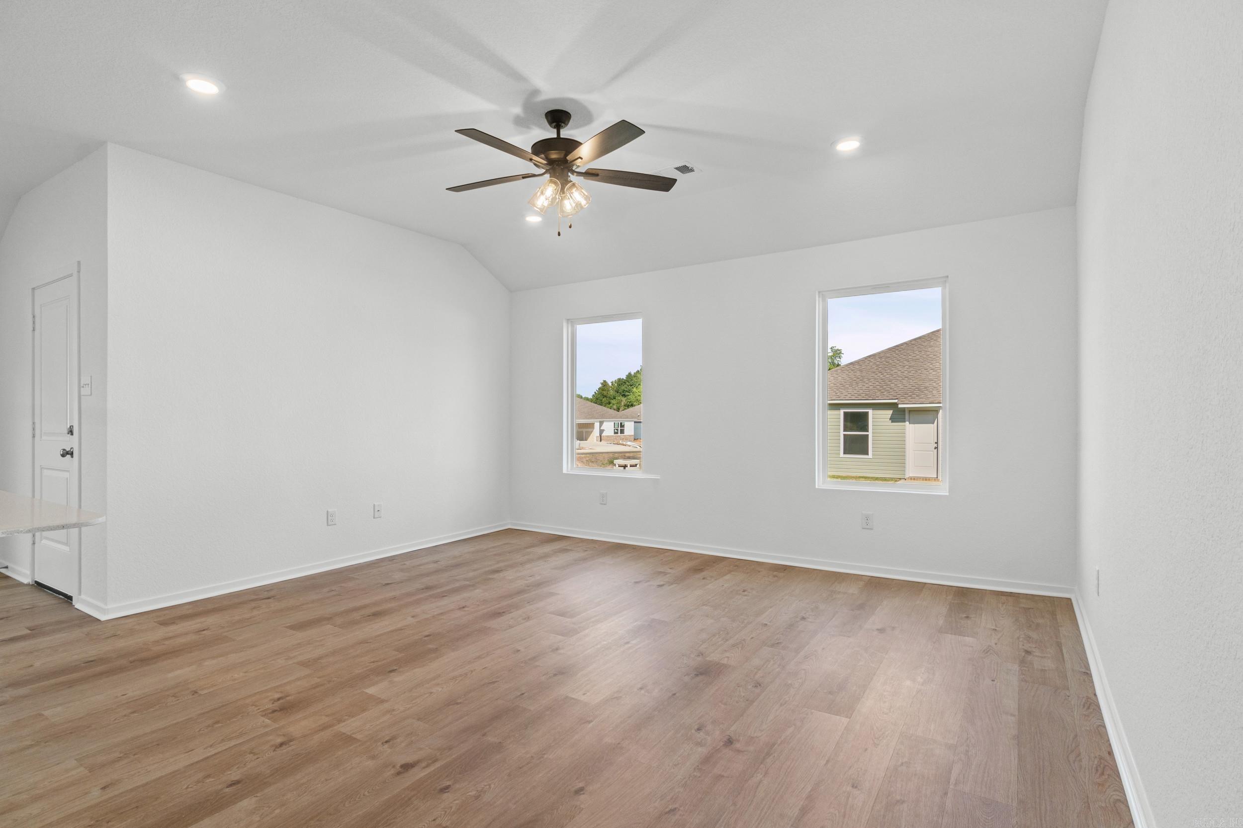 1406 Manor Oaks Boulevard Property Photo 7