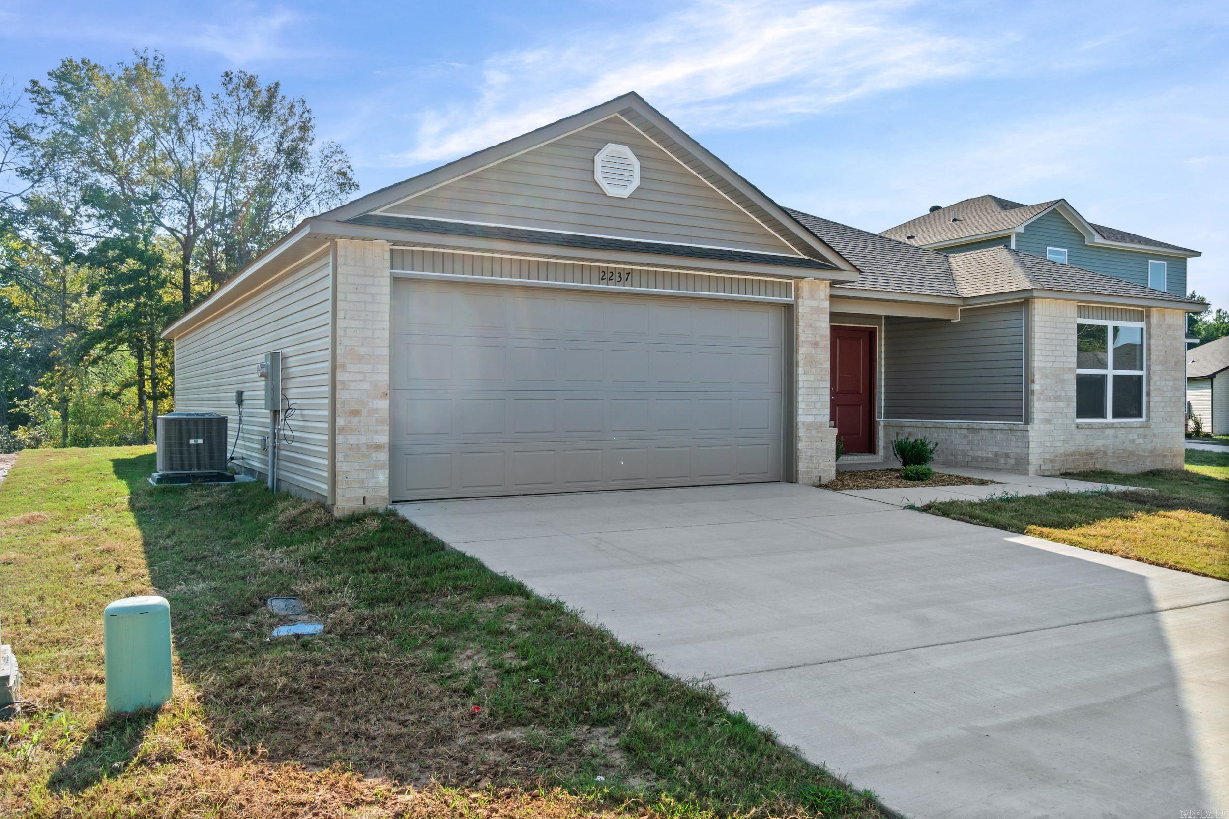 2237 Sam Tillery Drive Property Photo 3