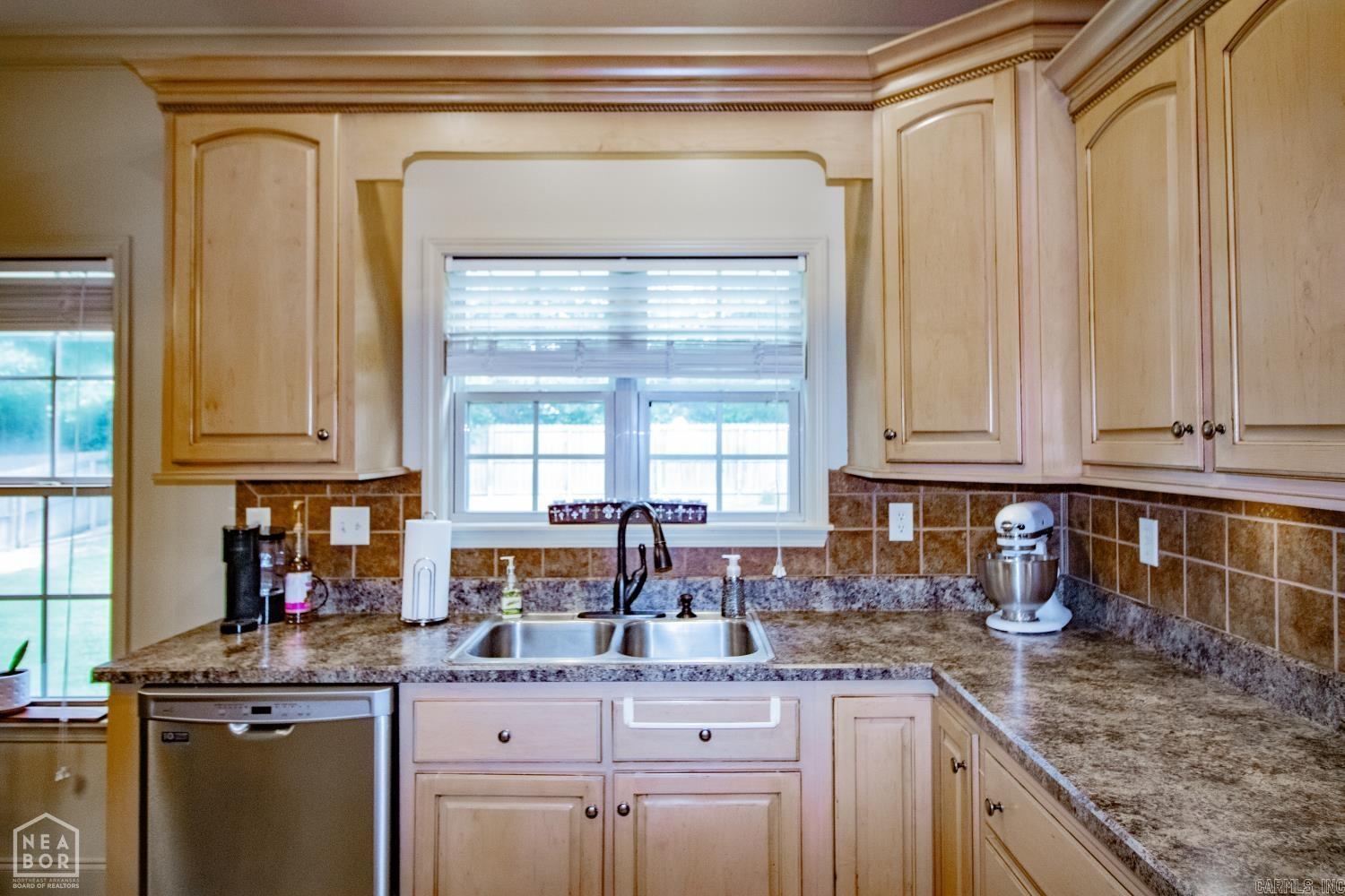 4717 Lochmoor Circle Property Photo 8