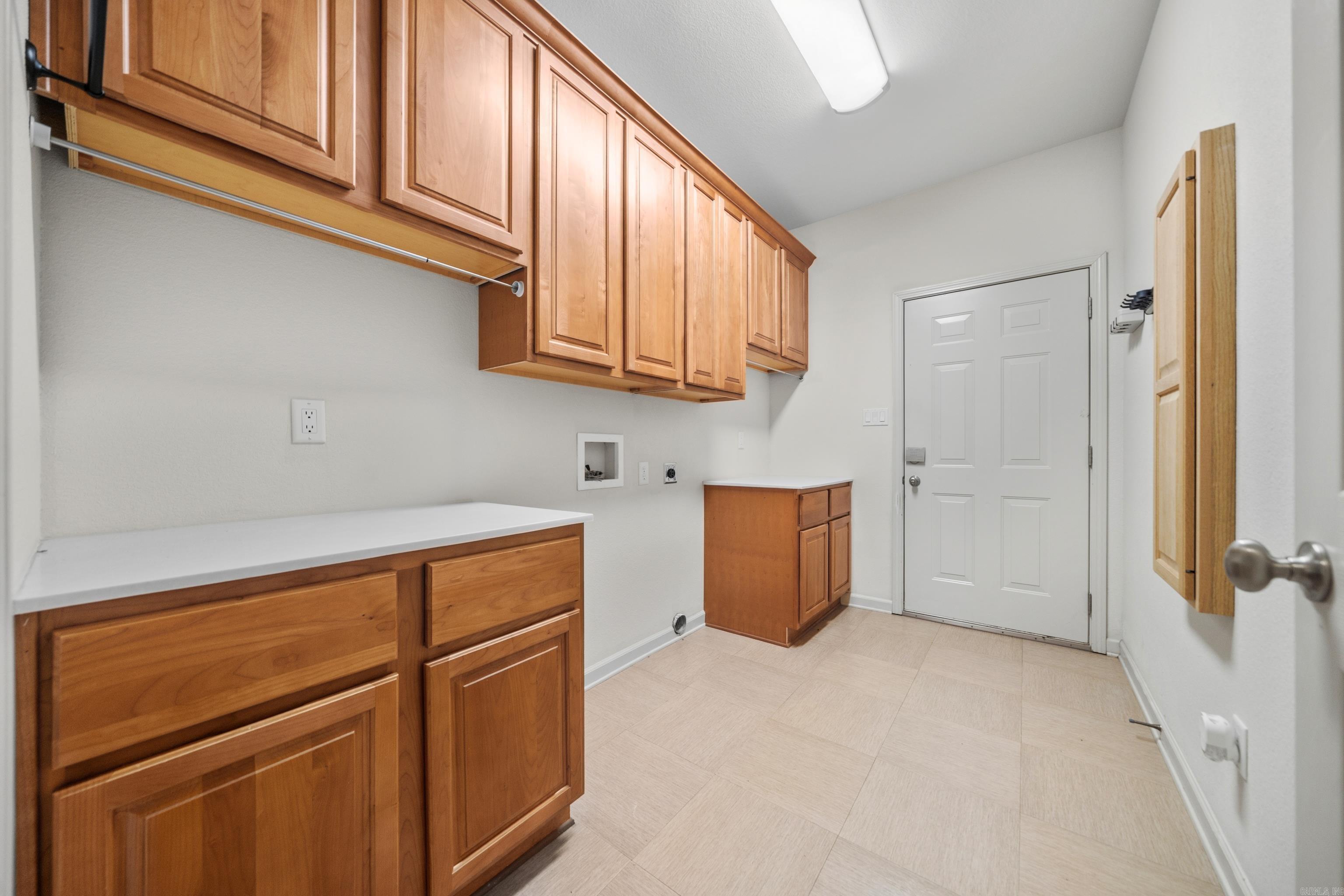 312 Willowbend Circle Property Photo 16