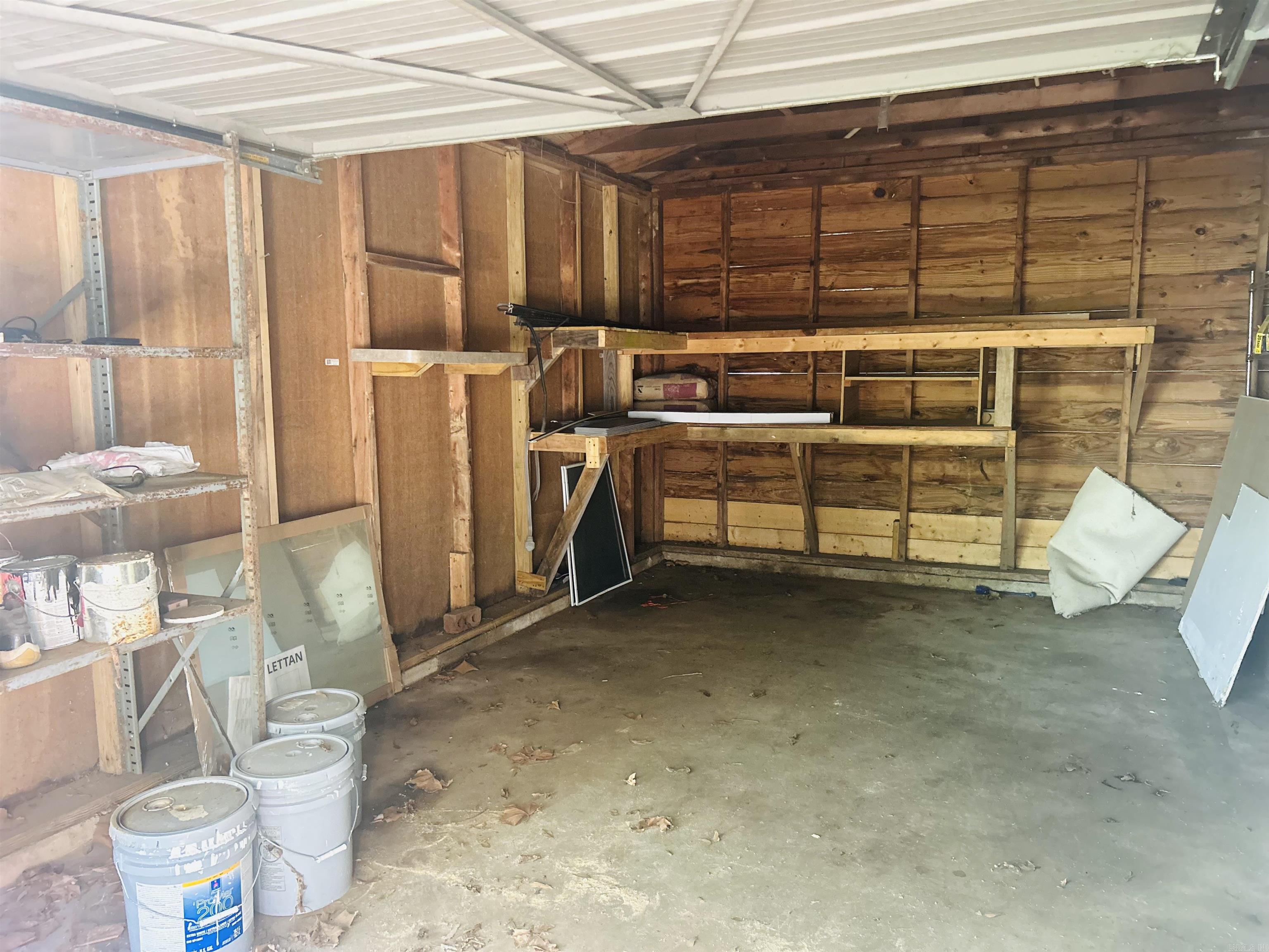 702 King Ave Property Photo 14