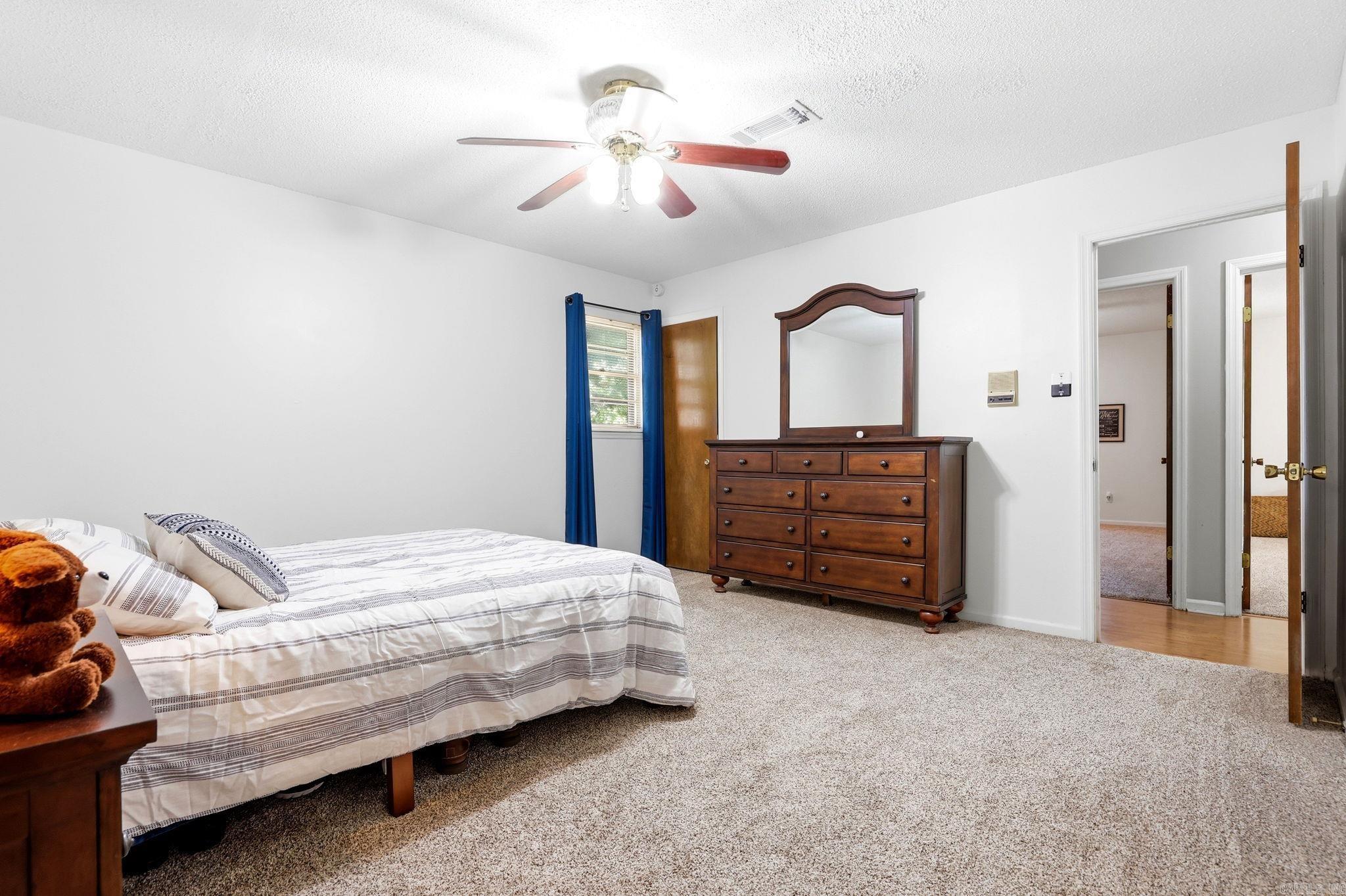 12 Kings Court Property Photo 31