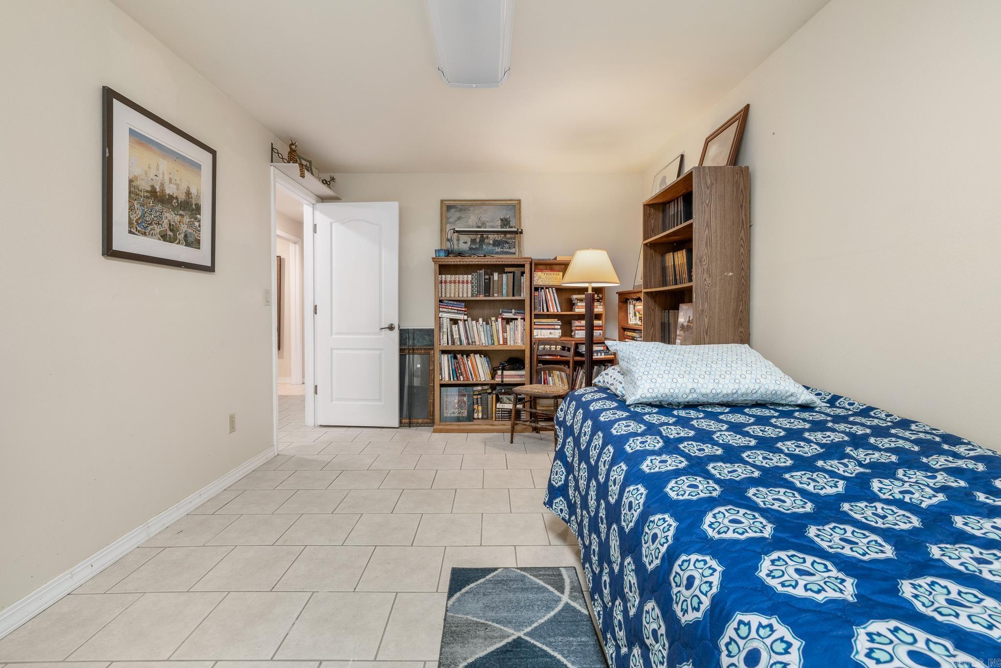 416 Meadow Lark Drive Property Photo 21