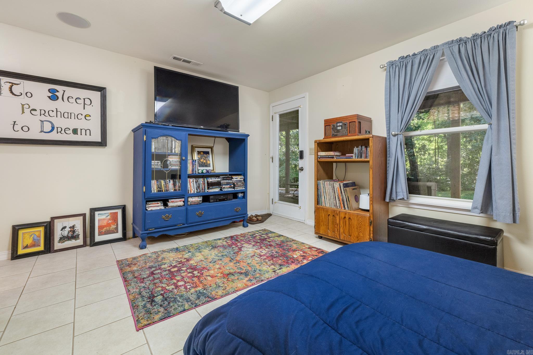 416 Meadow Lark Drive Property Photo 23