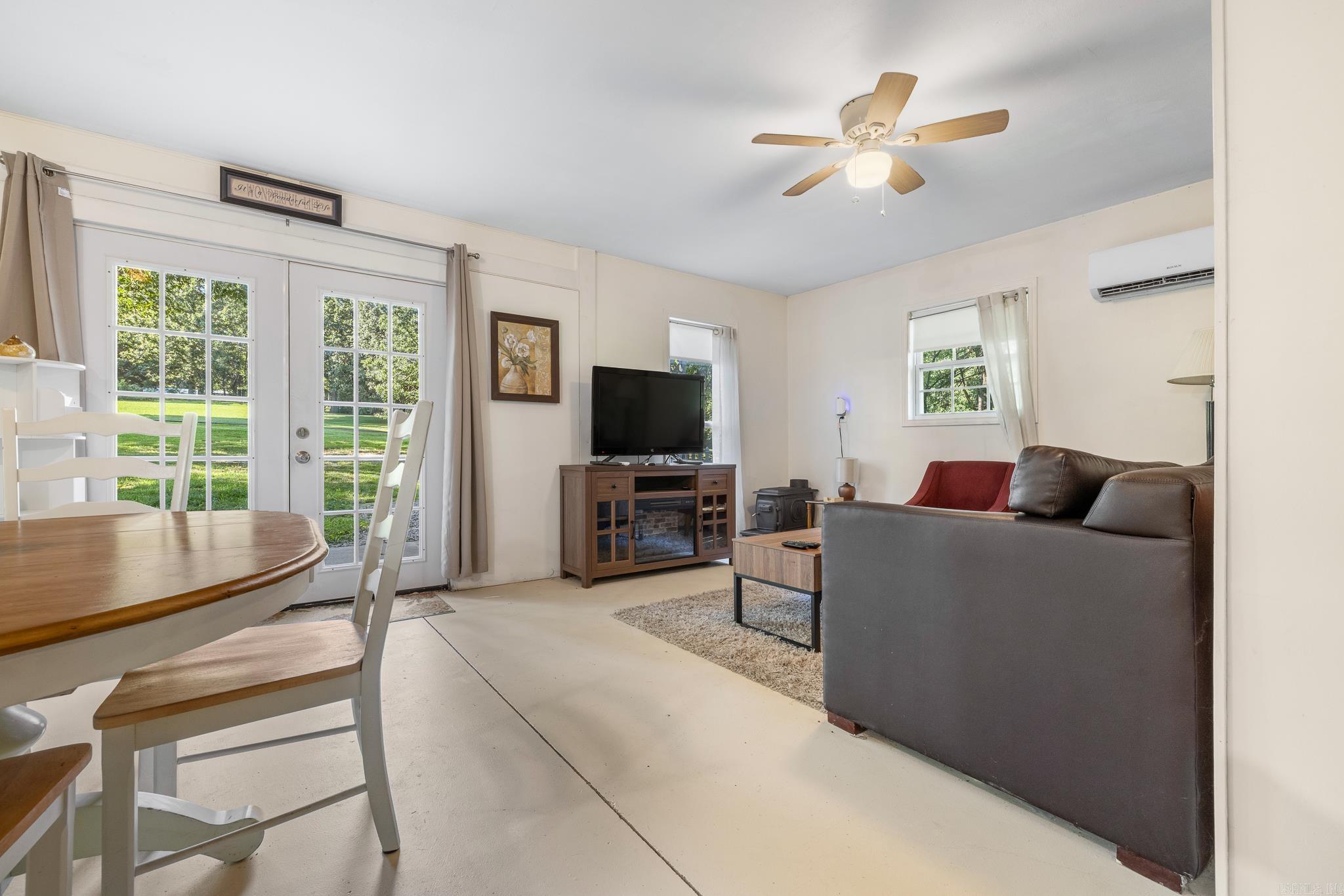 416 Meadow Lark Drive Property Photo 33