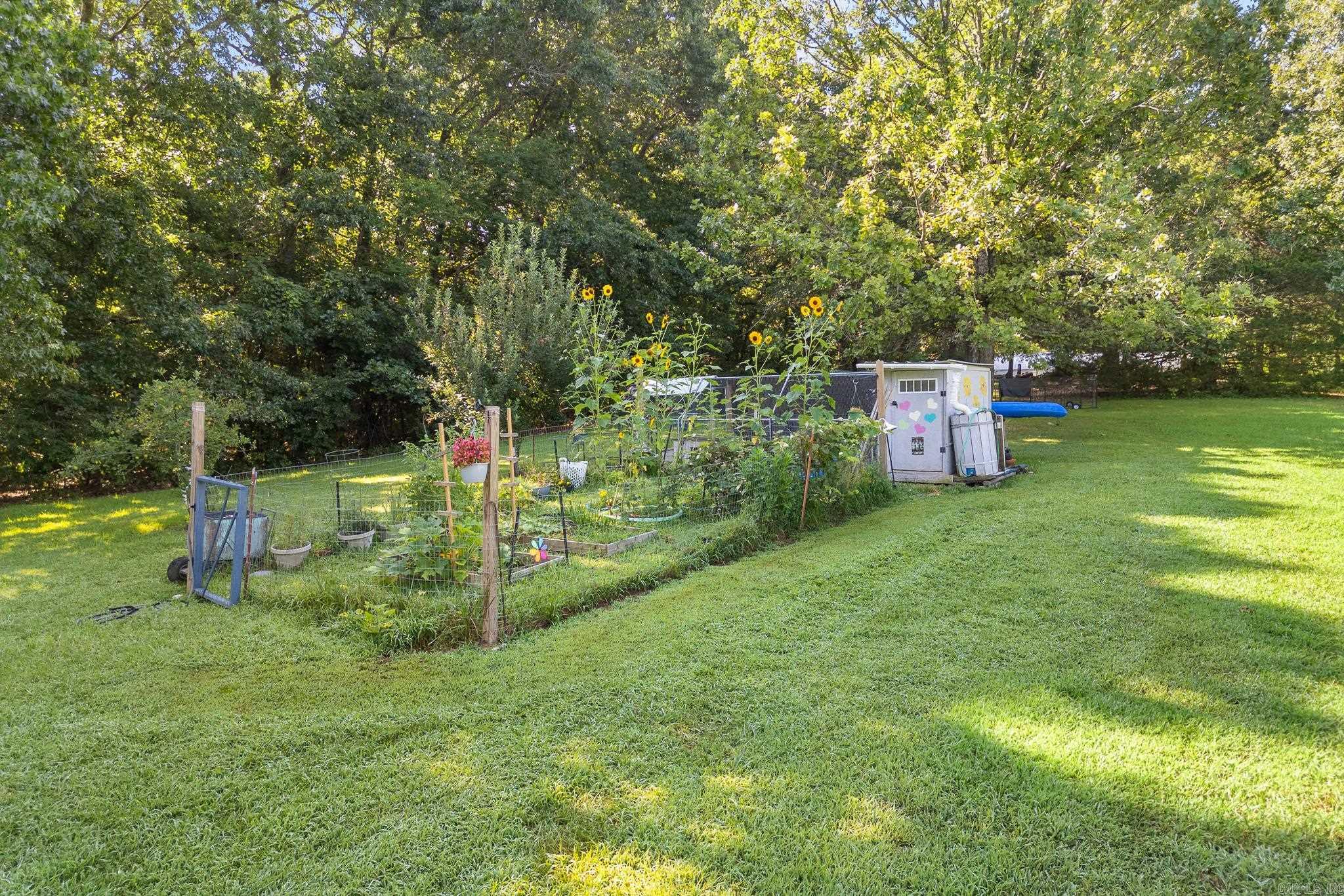 416 Meadow Lark Drive Property Photo 37