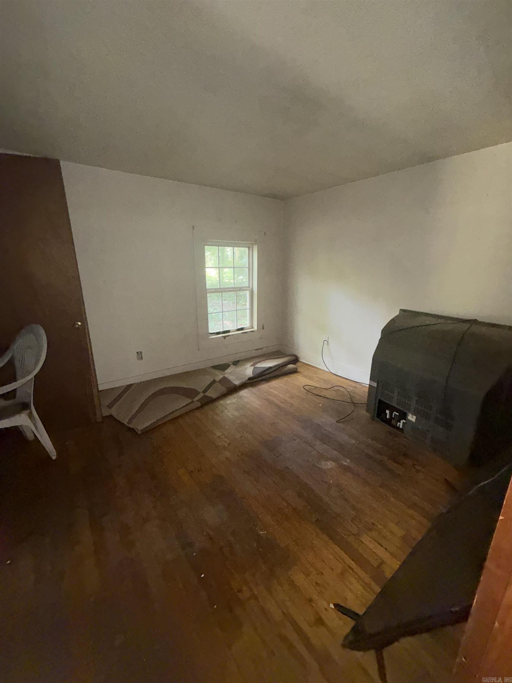 1405 W Washington Property Photo 10