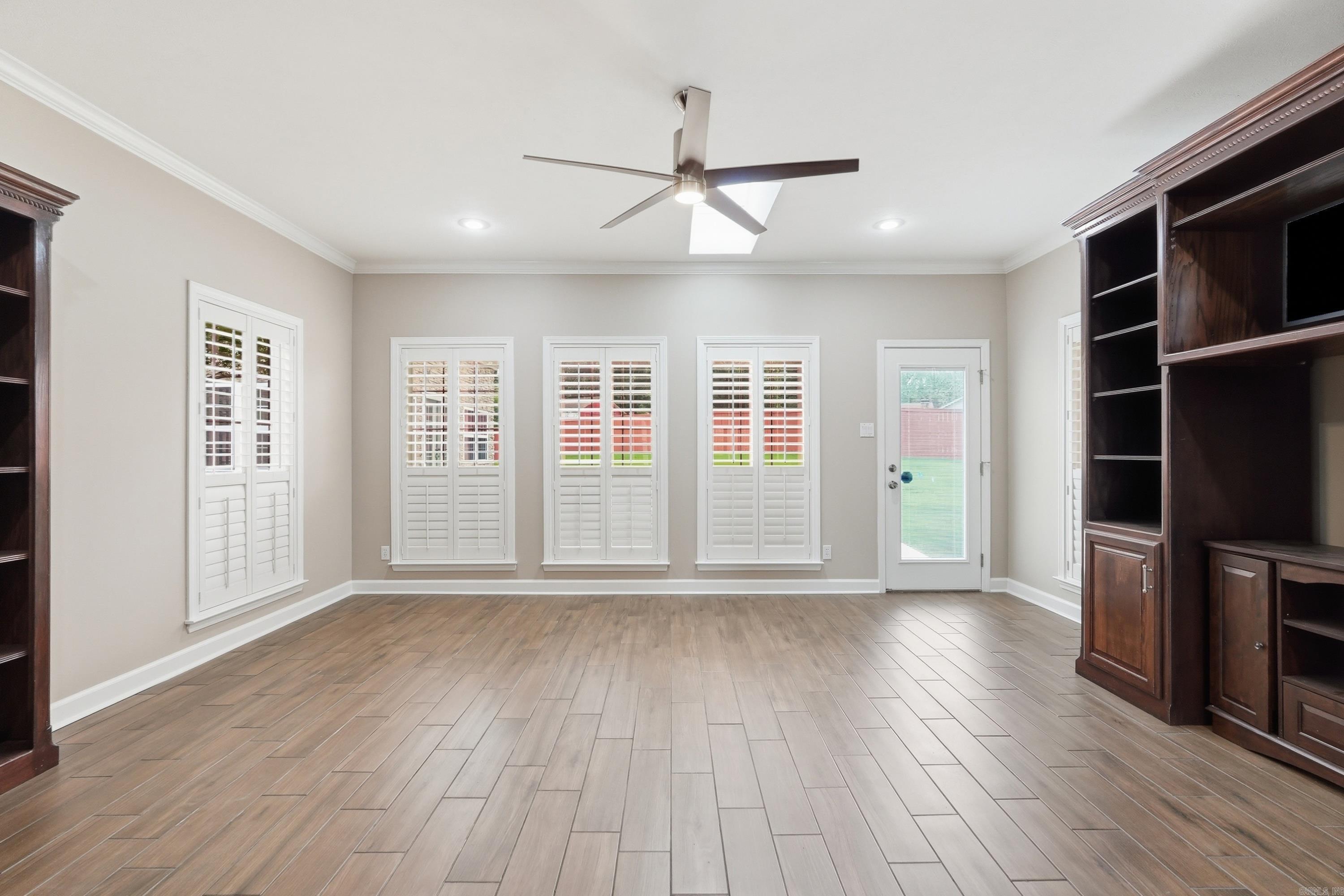 5053 Silver Oak Drive Property Photo 24