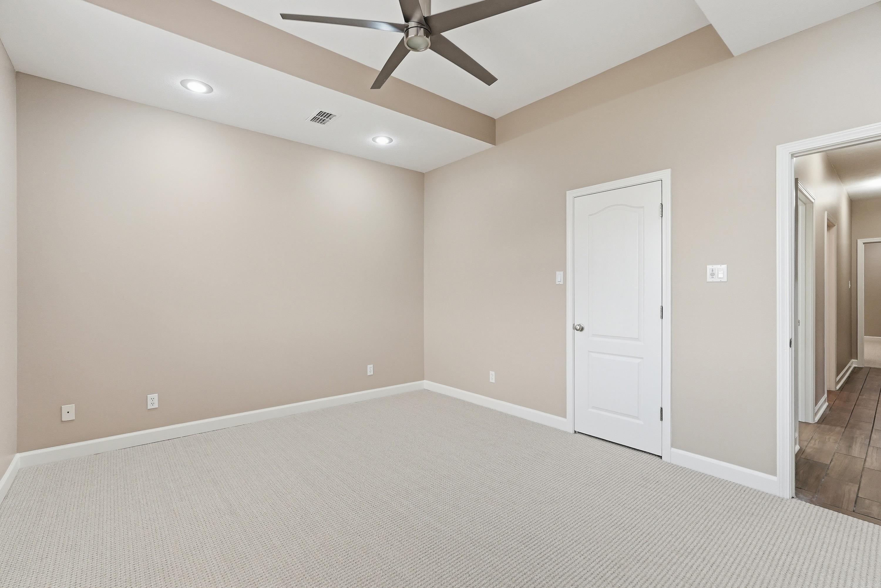 5053 Silver Oak Drive Property Photo 30