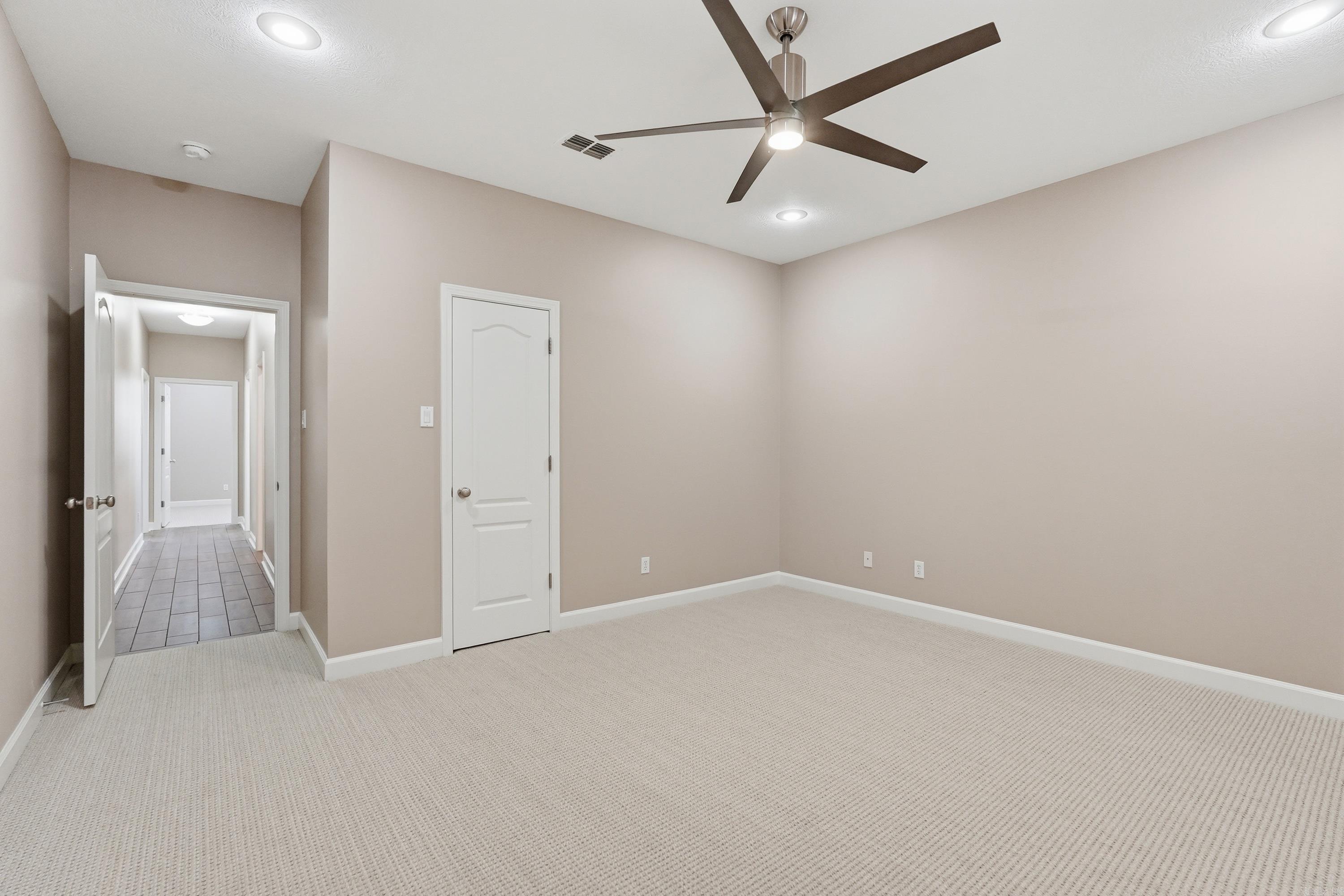 5053 Silver Oak Drive Property Photo 35