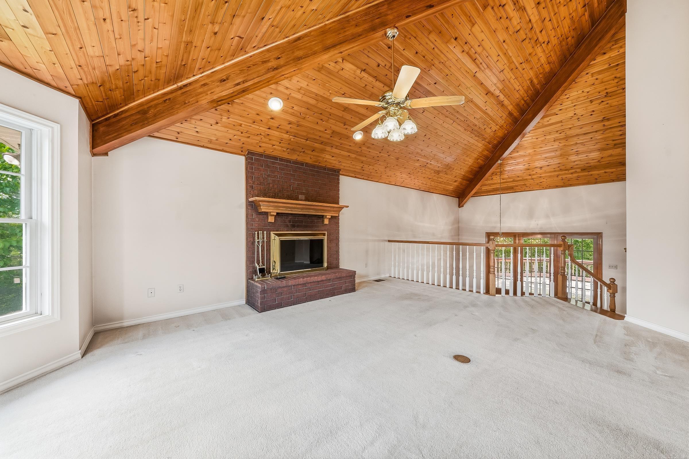 161 White Tail Drive Property Photo 6